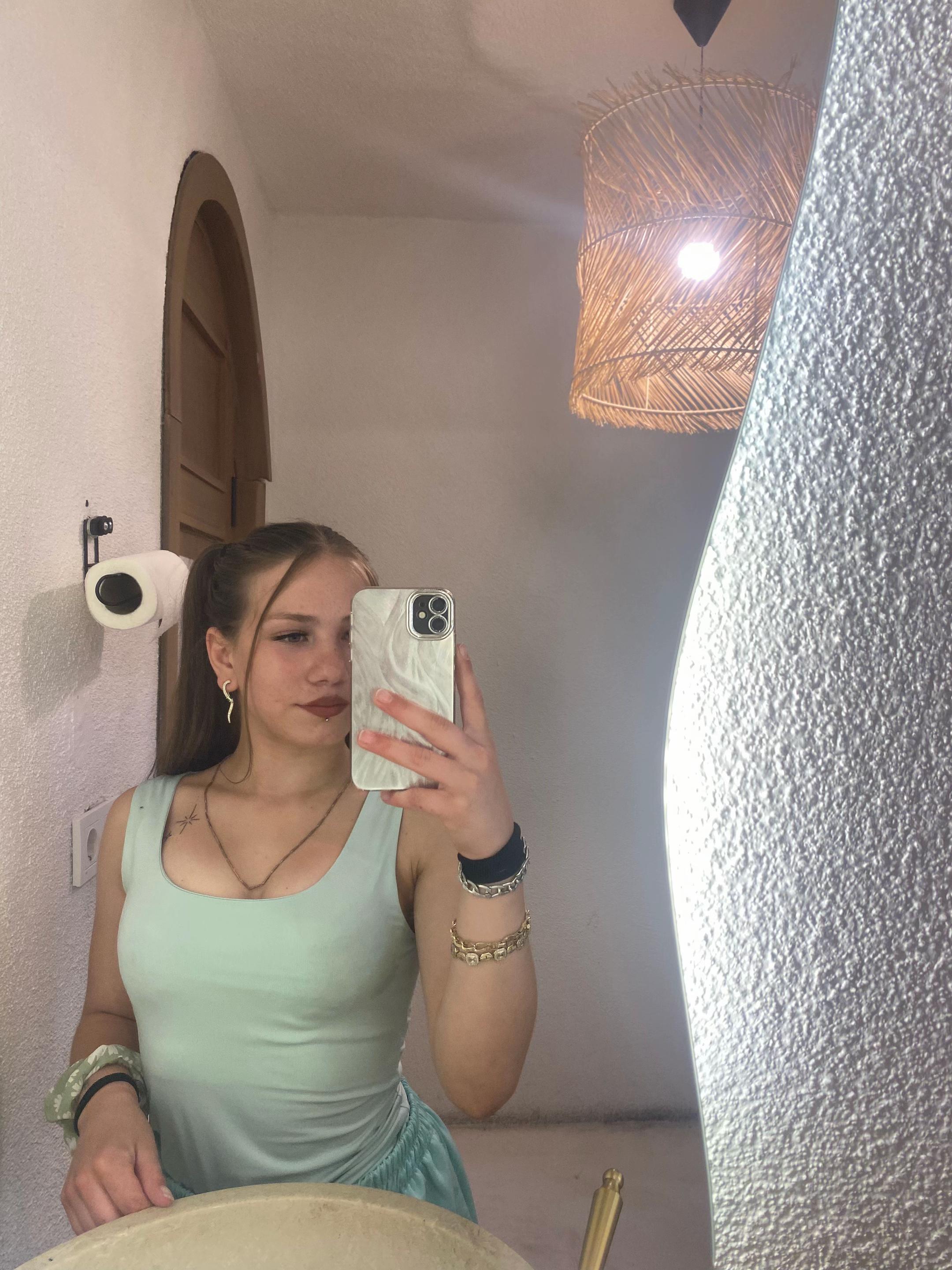 @Hülya Bağçaaltı