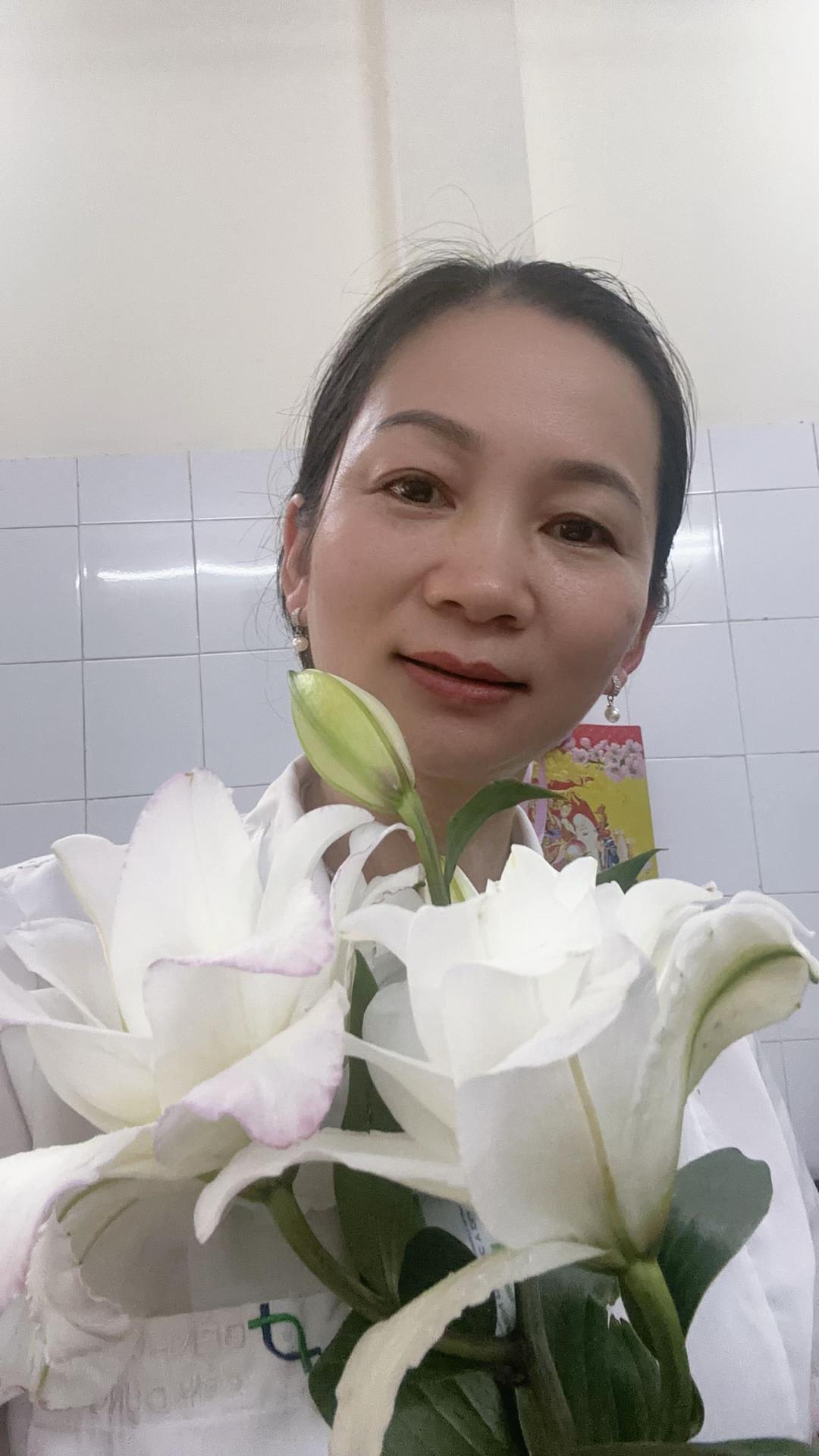 @Hoa sún ( nhí nhố)