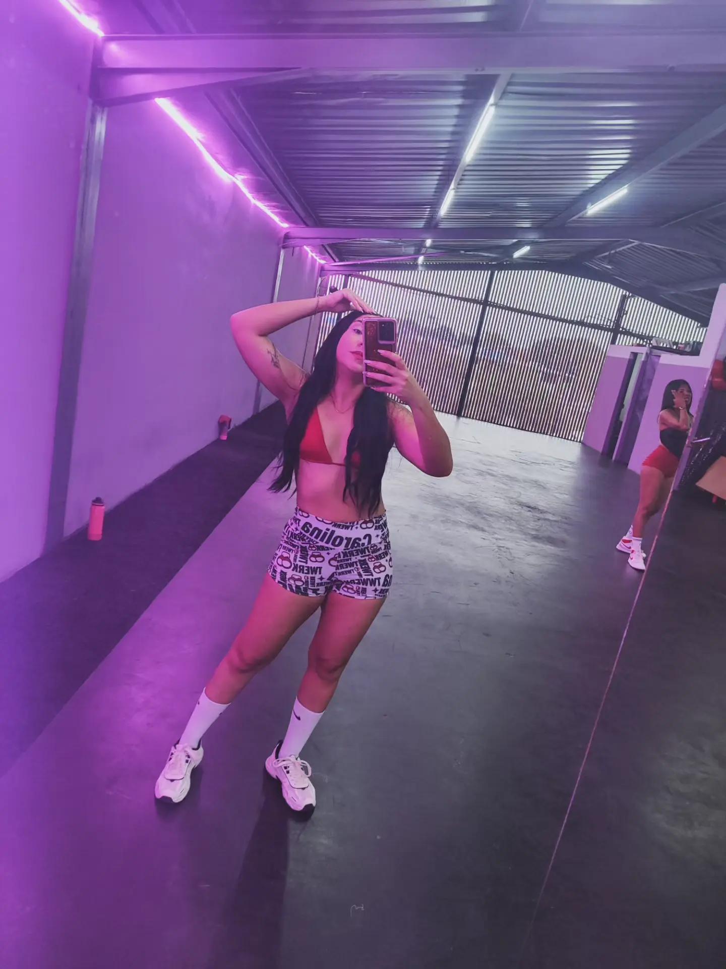 @• C A R O L I N A •