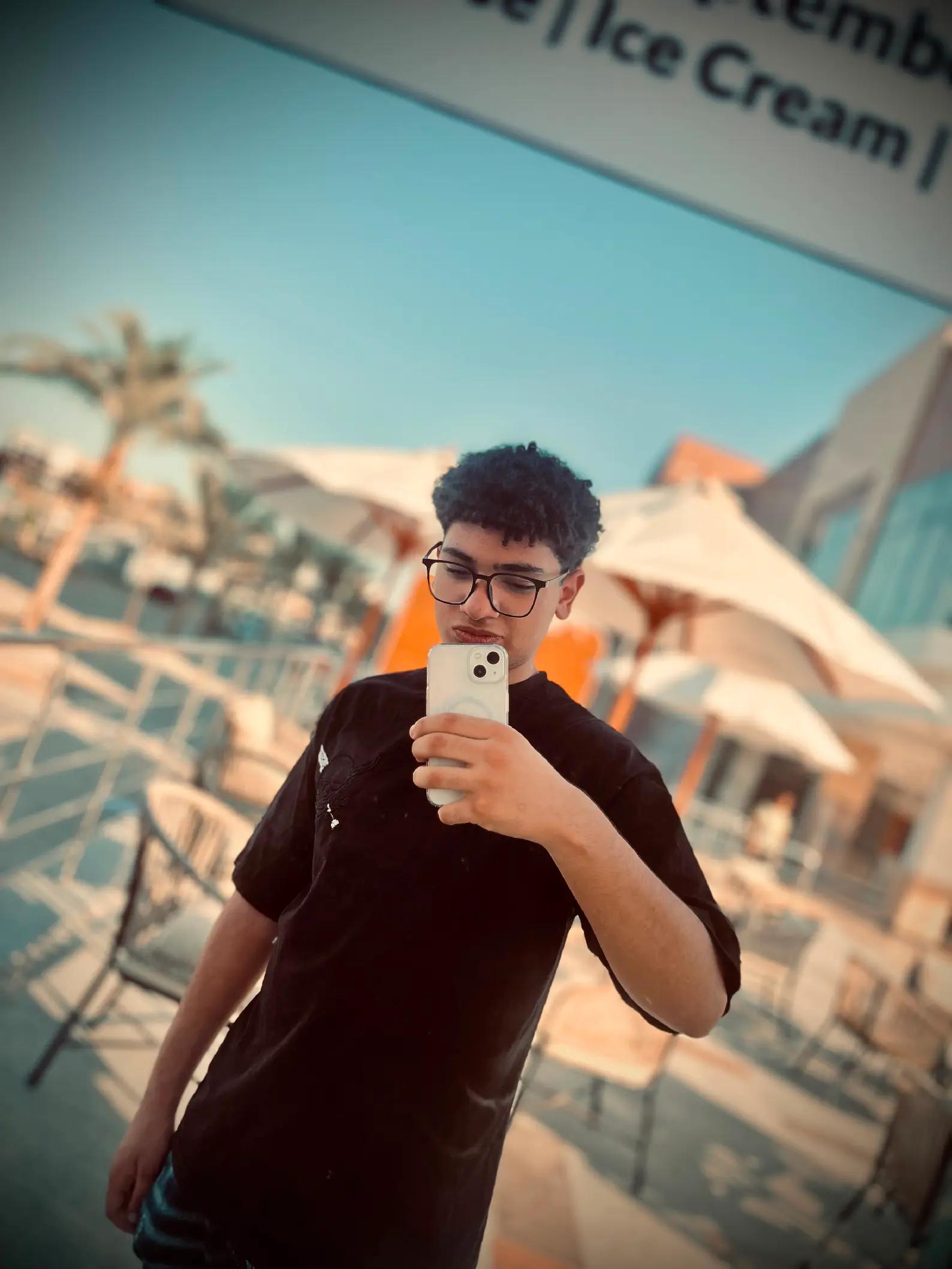 @أبَـــــــا🫅🏻نُـــــــوب