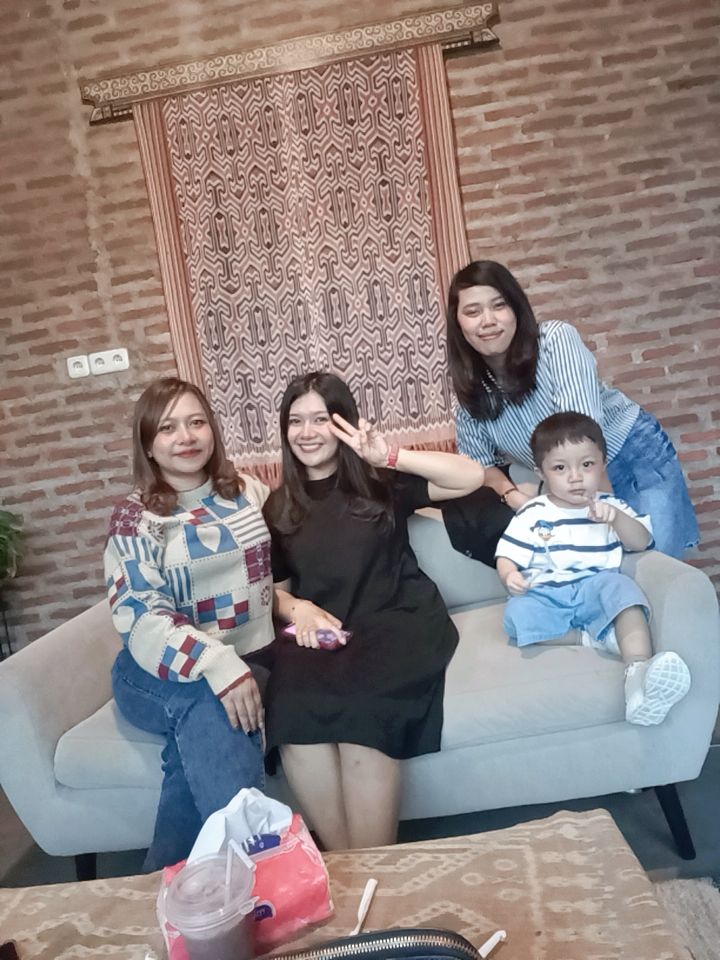 @Nhevi Pongsaman