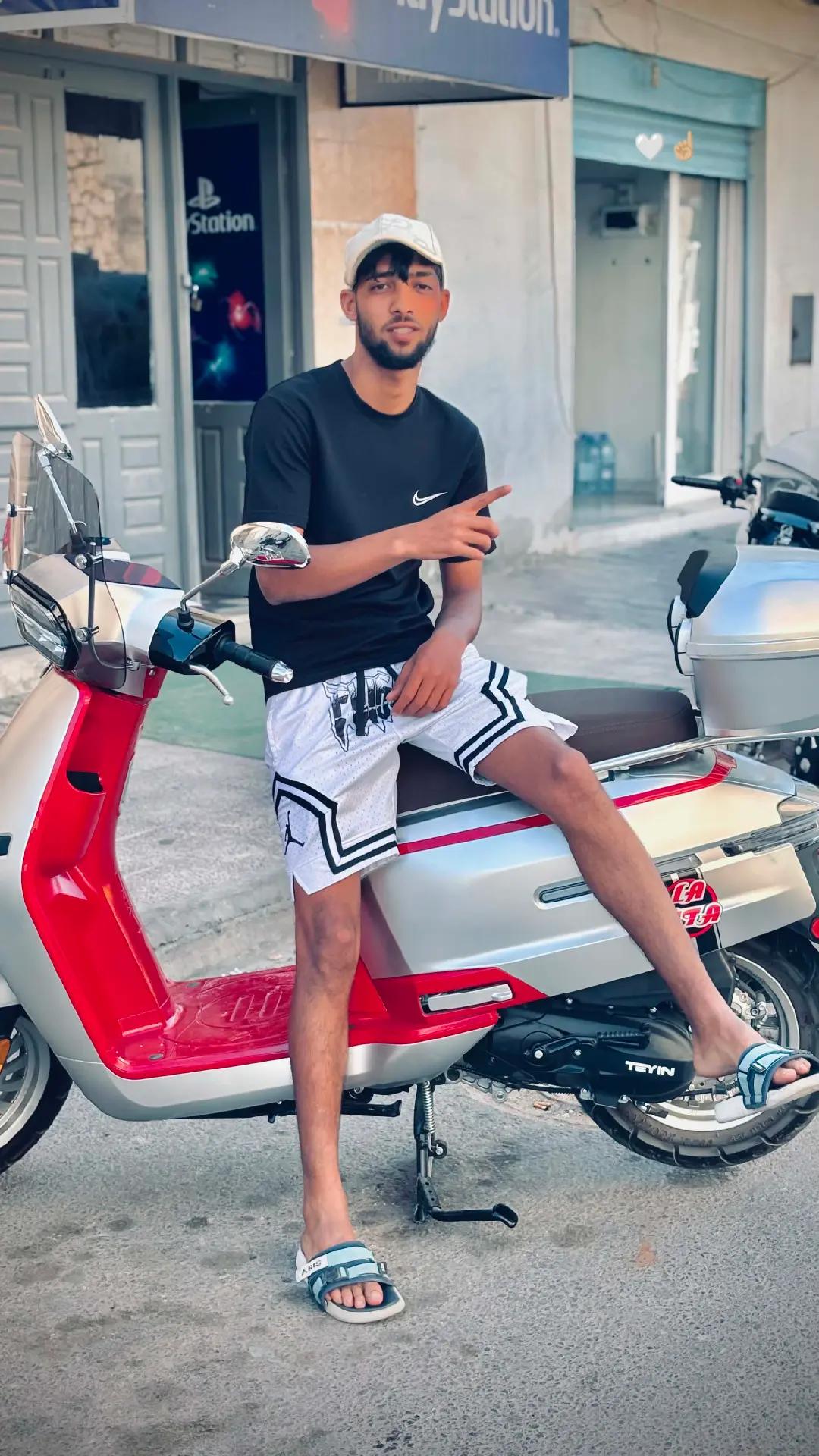 @Lyon...Ra...🇨🇺