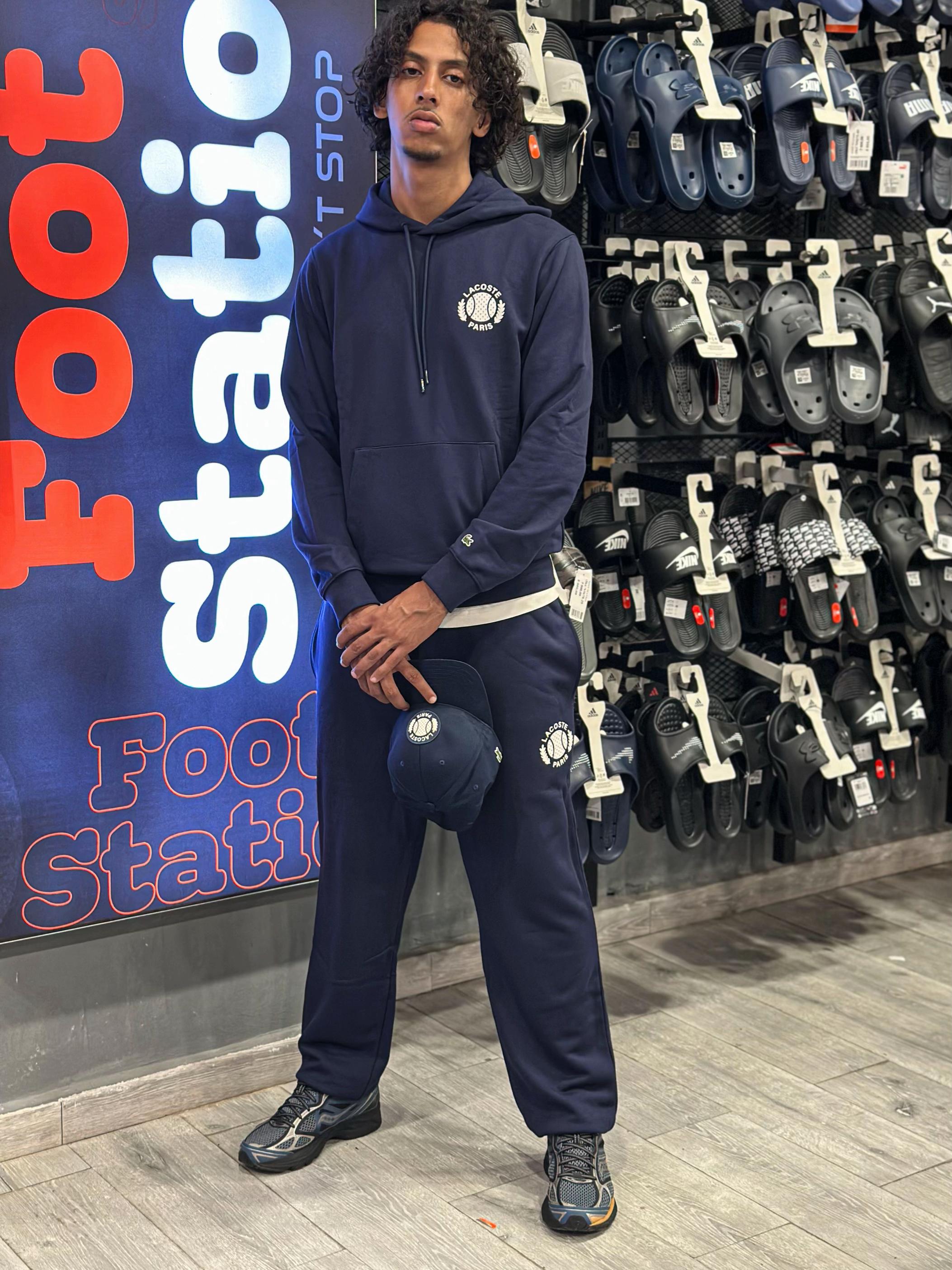 @Foot station