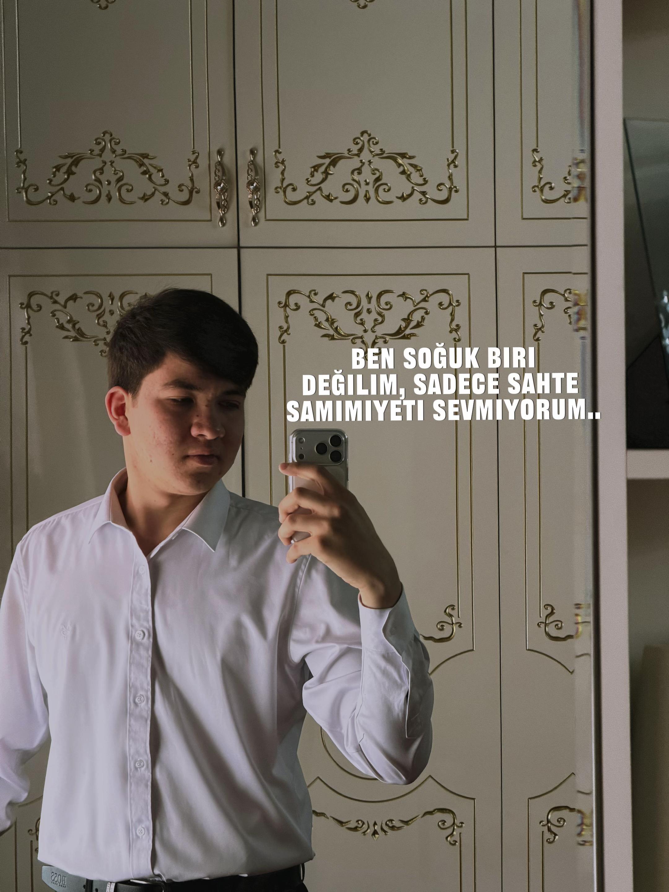 @G&ouml;rogly🧢