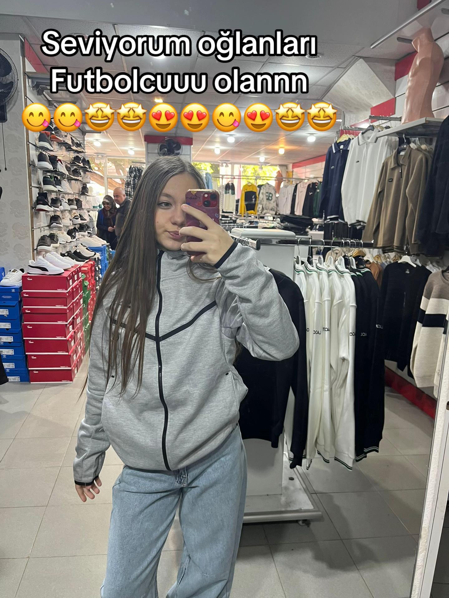 @Maya
