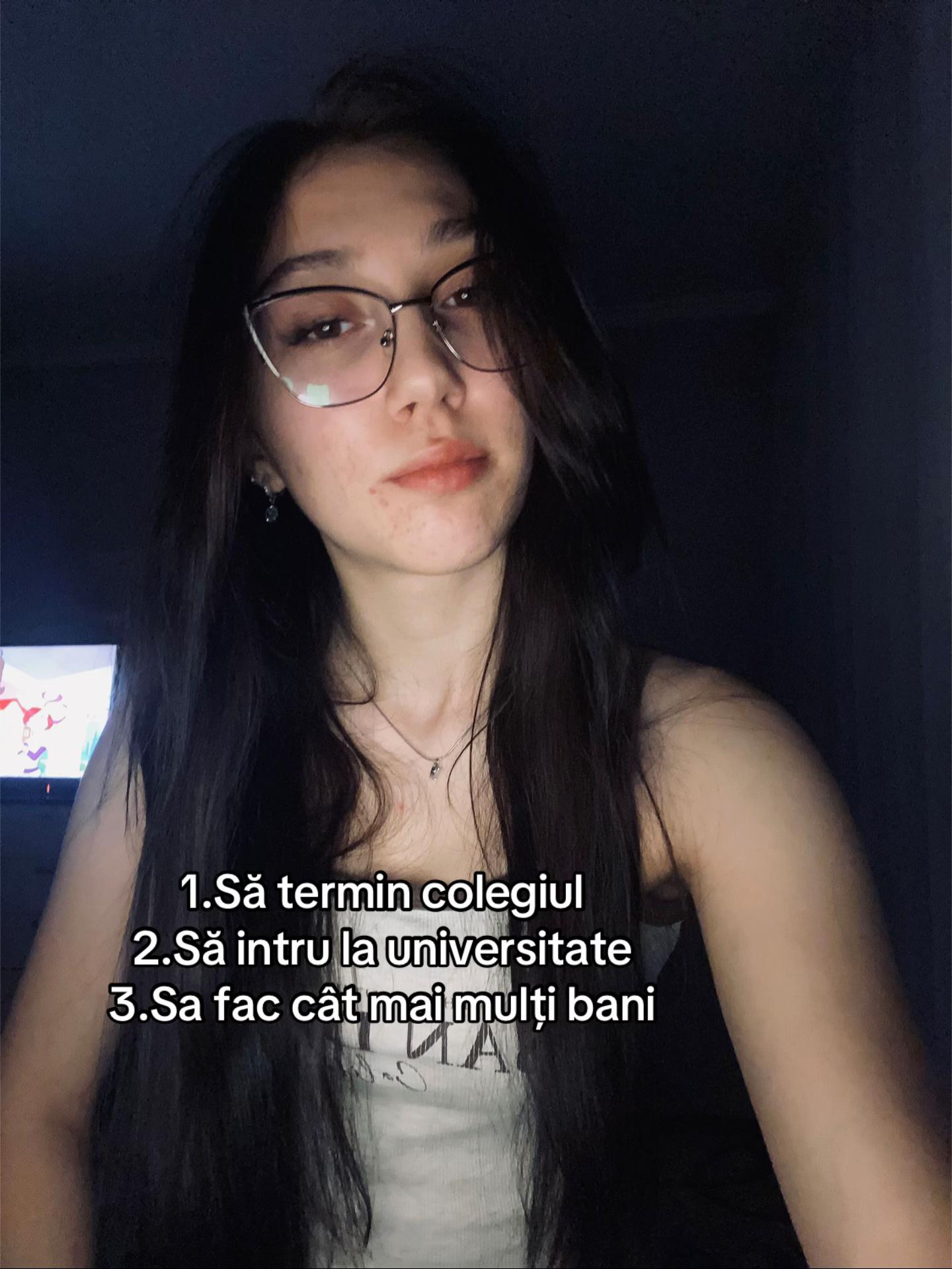 @MIHAELA ☀️