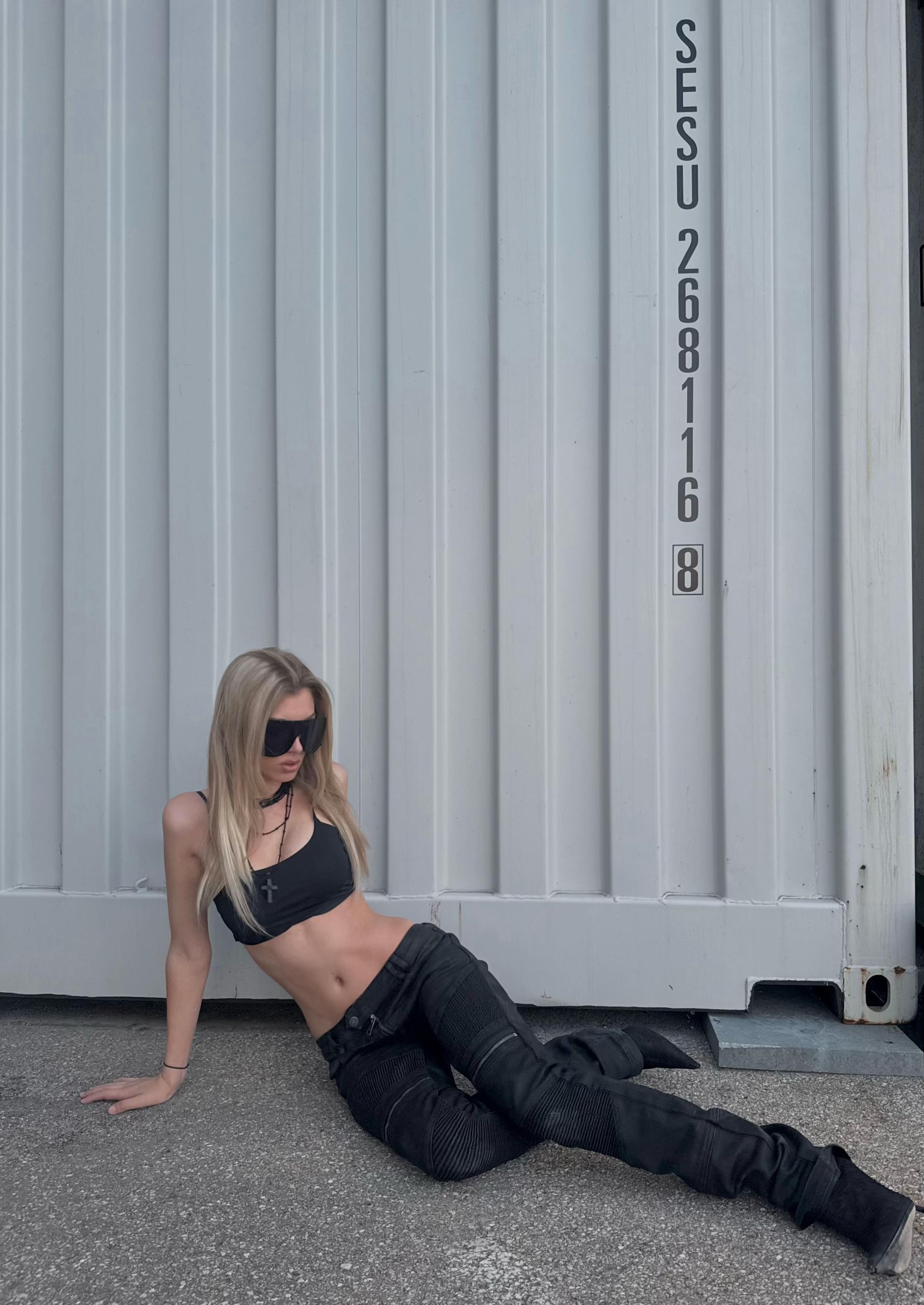 @✖️