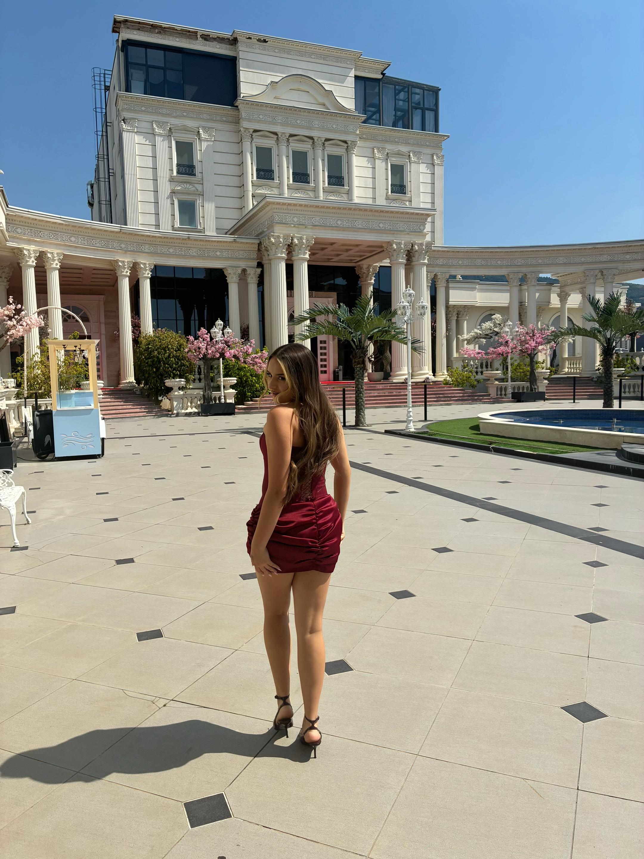@Tiara🍒