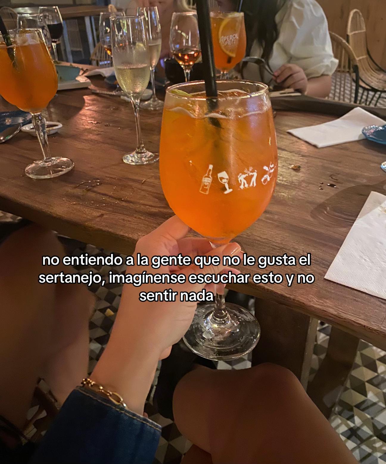 @JE