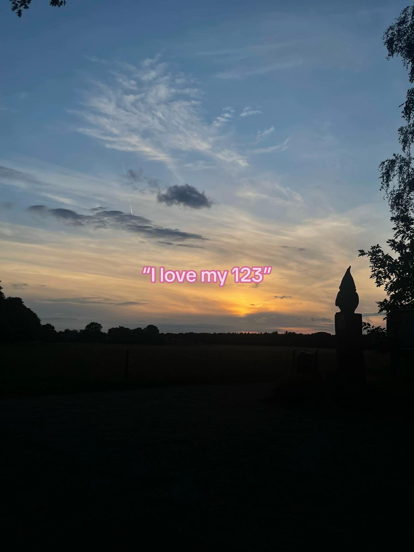 @❥𝐢𝐧𝐝𝐲