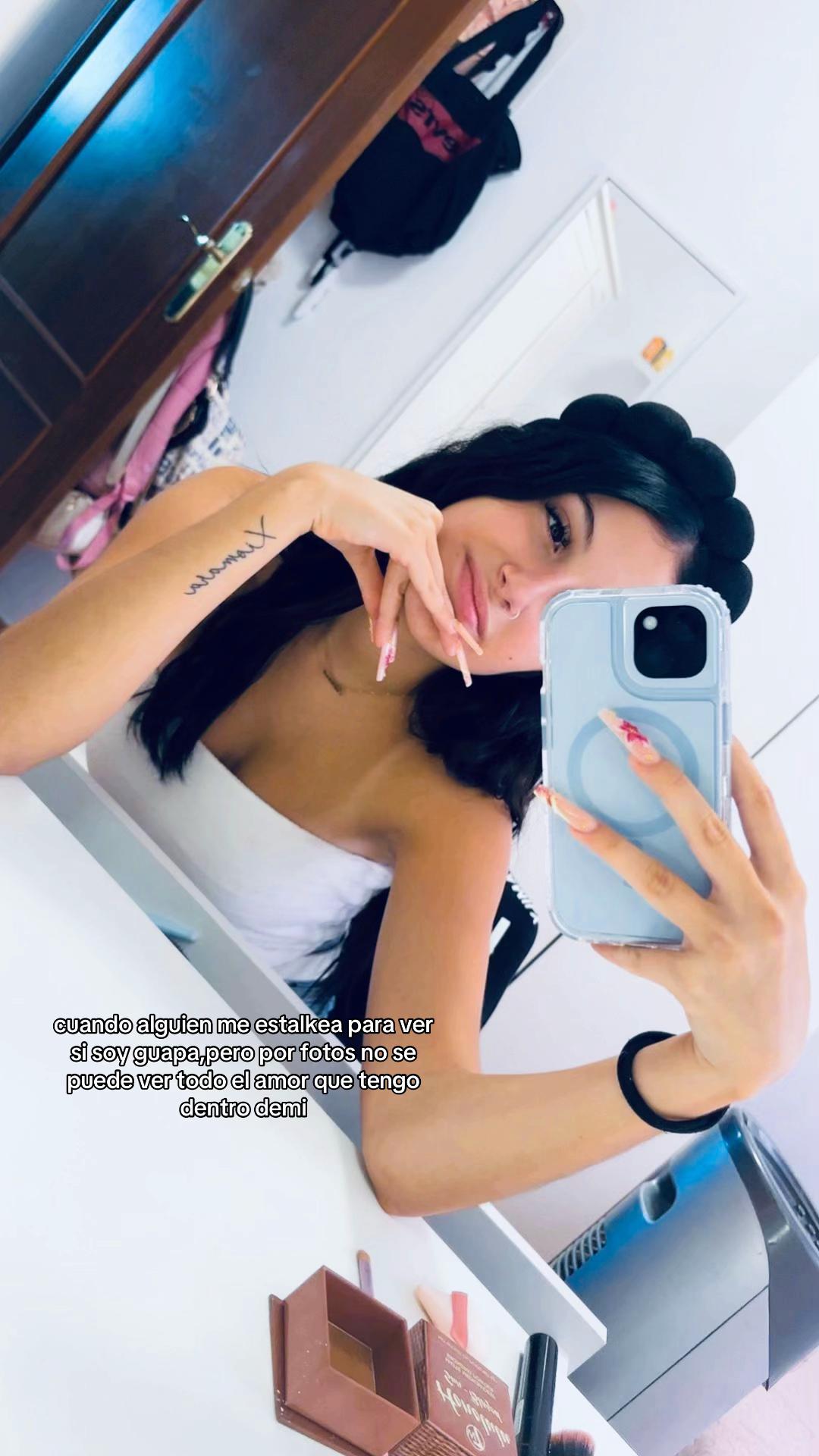 @ᥫ᭡