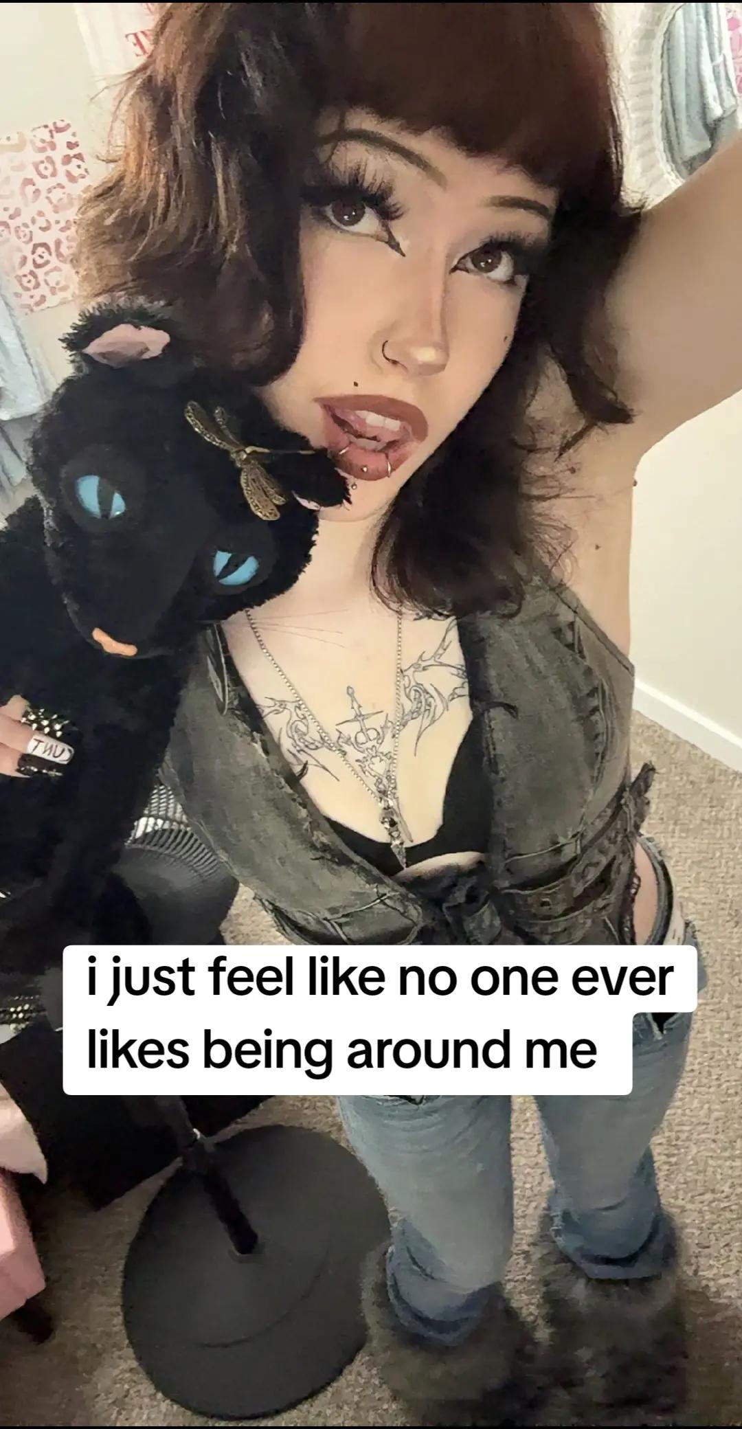 @ghostgirl0425