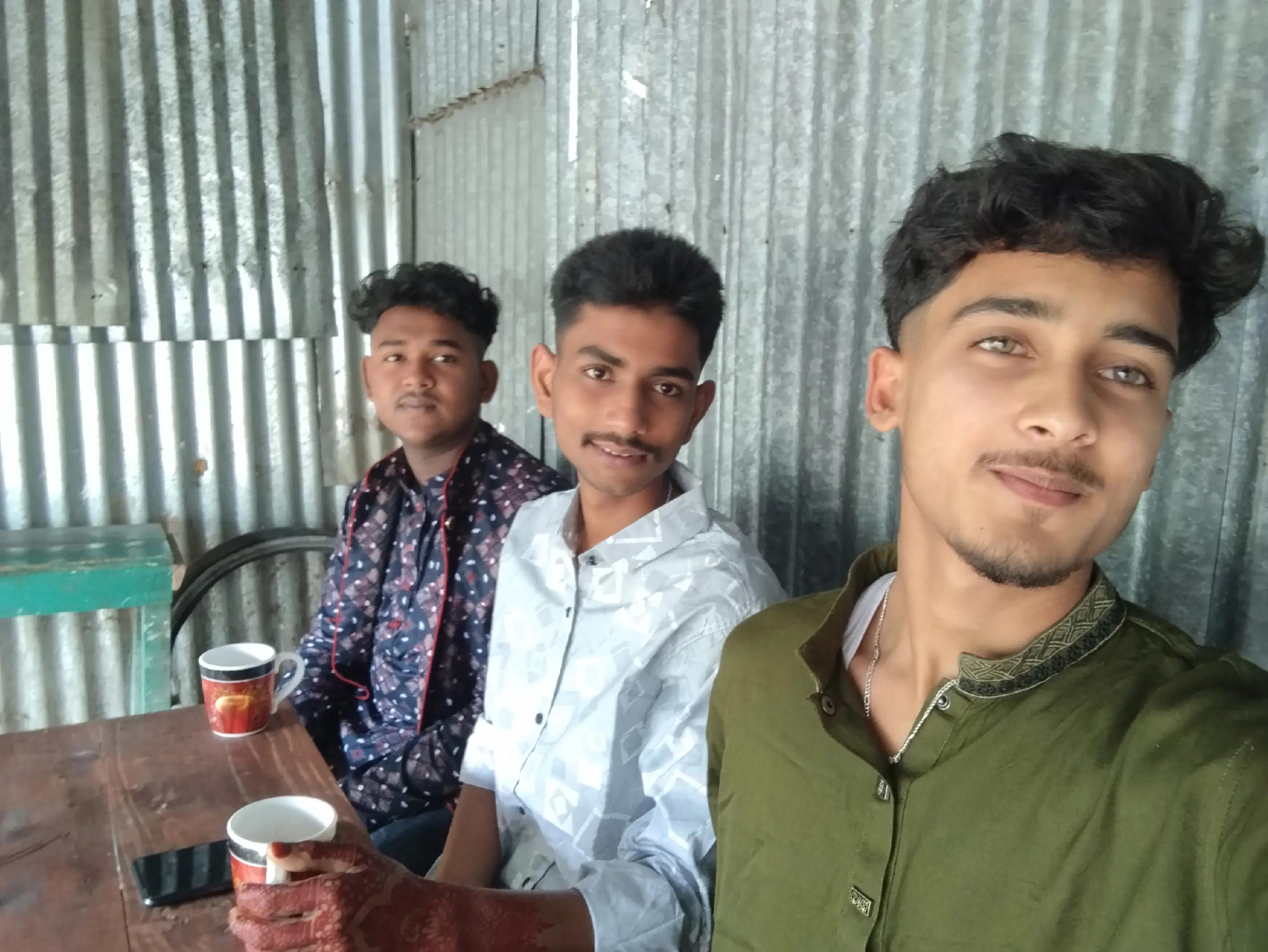 @𝐒Ĩyꫝɱ ╰‿╯