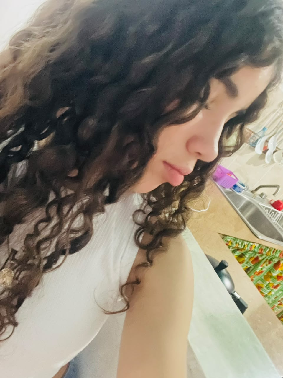 @𝓥𝓪𝓵𝓮𝓻𝔂💛...
