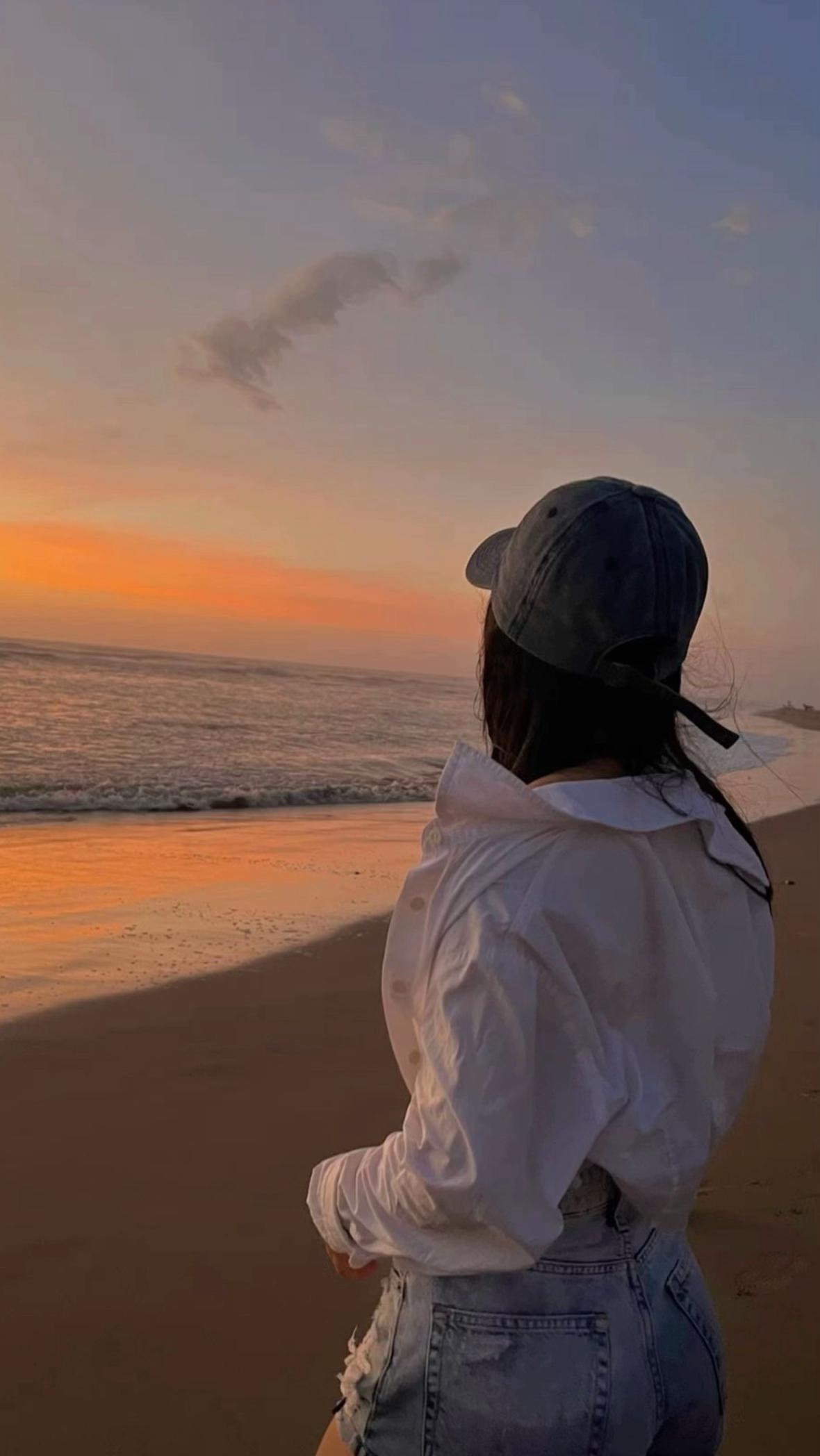@🪬🫧Clara Silva🎣📴🧠🏹