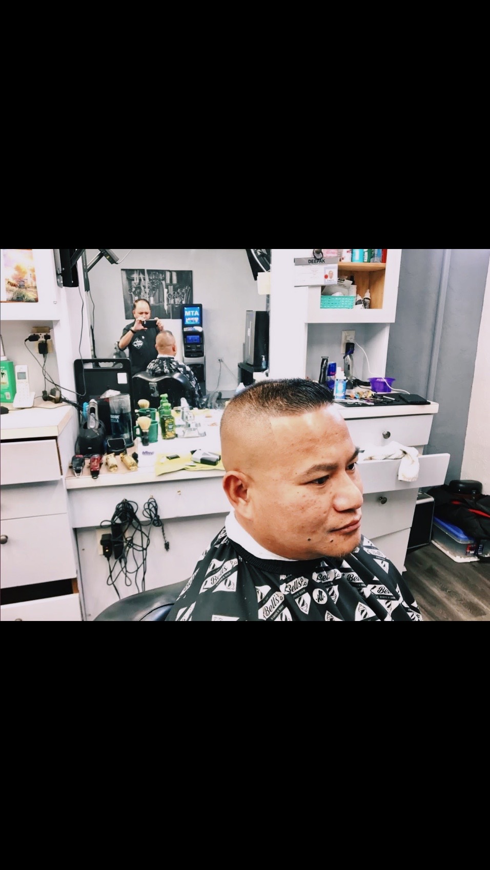 @Deepak ✂️