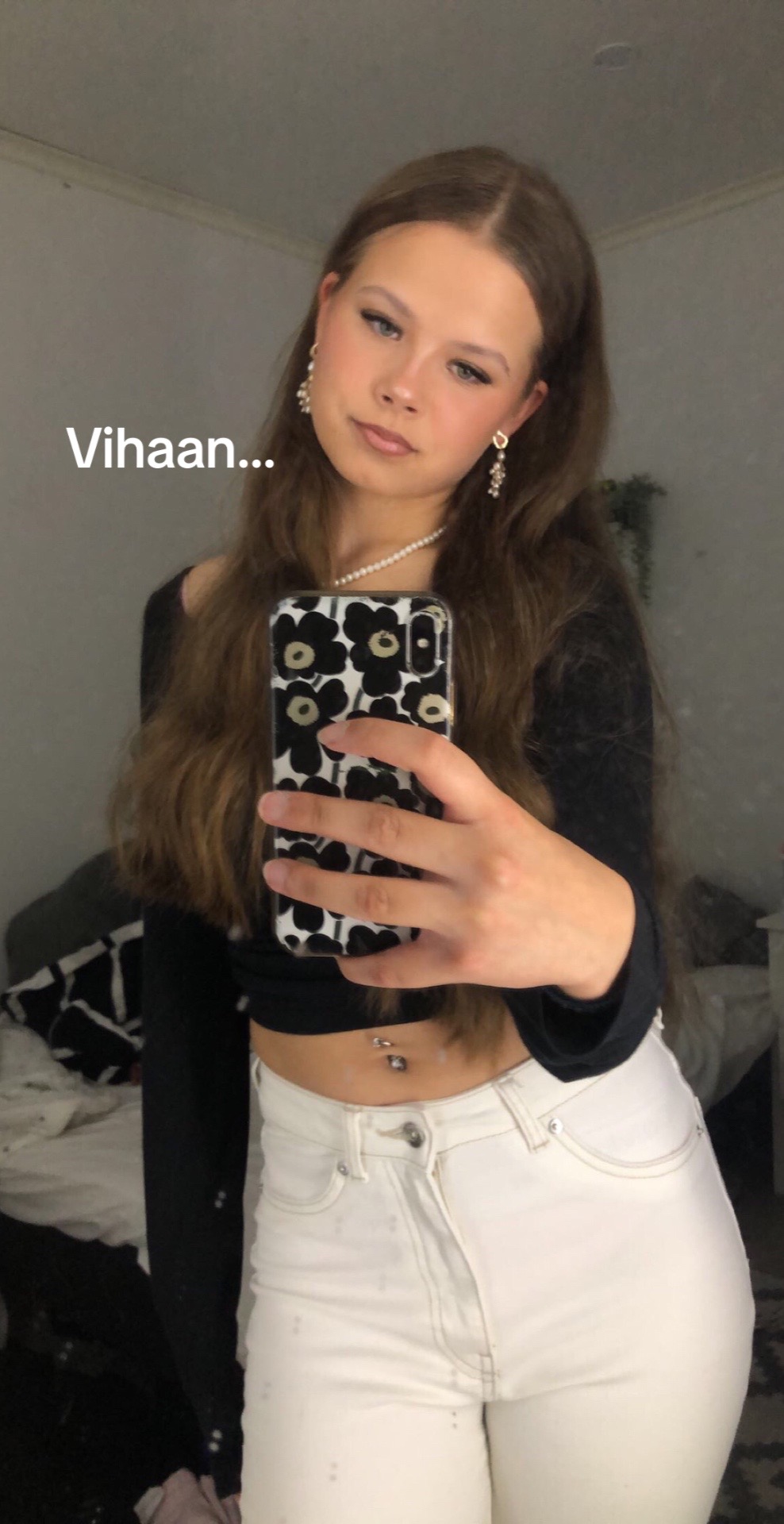 @Roosa
