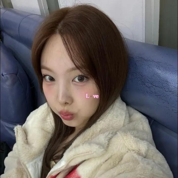 @𝐀ʟᴏ 𝒍𝒗𝒔 𝐉ɪʜʏᴏ 💗
