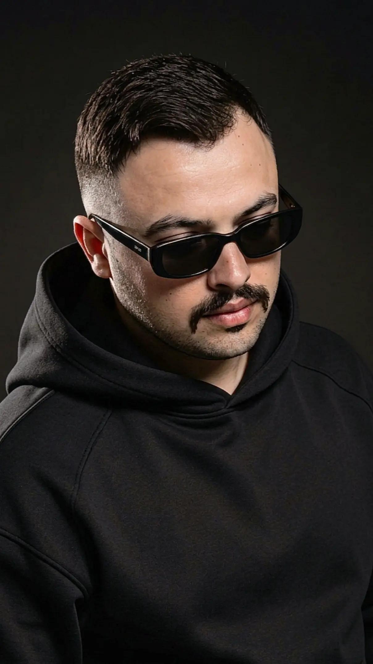 @Ali Osman Din