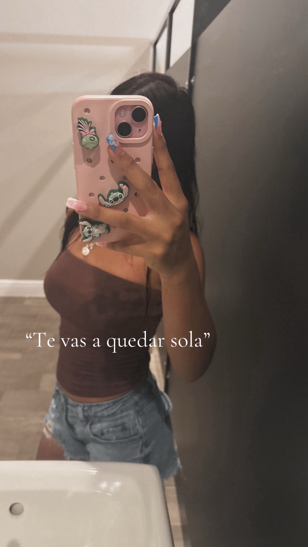 @Ashley Flores🐺
