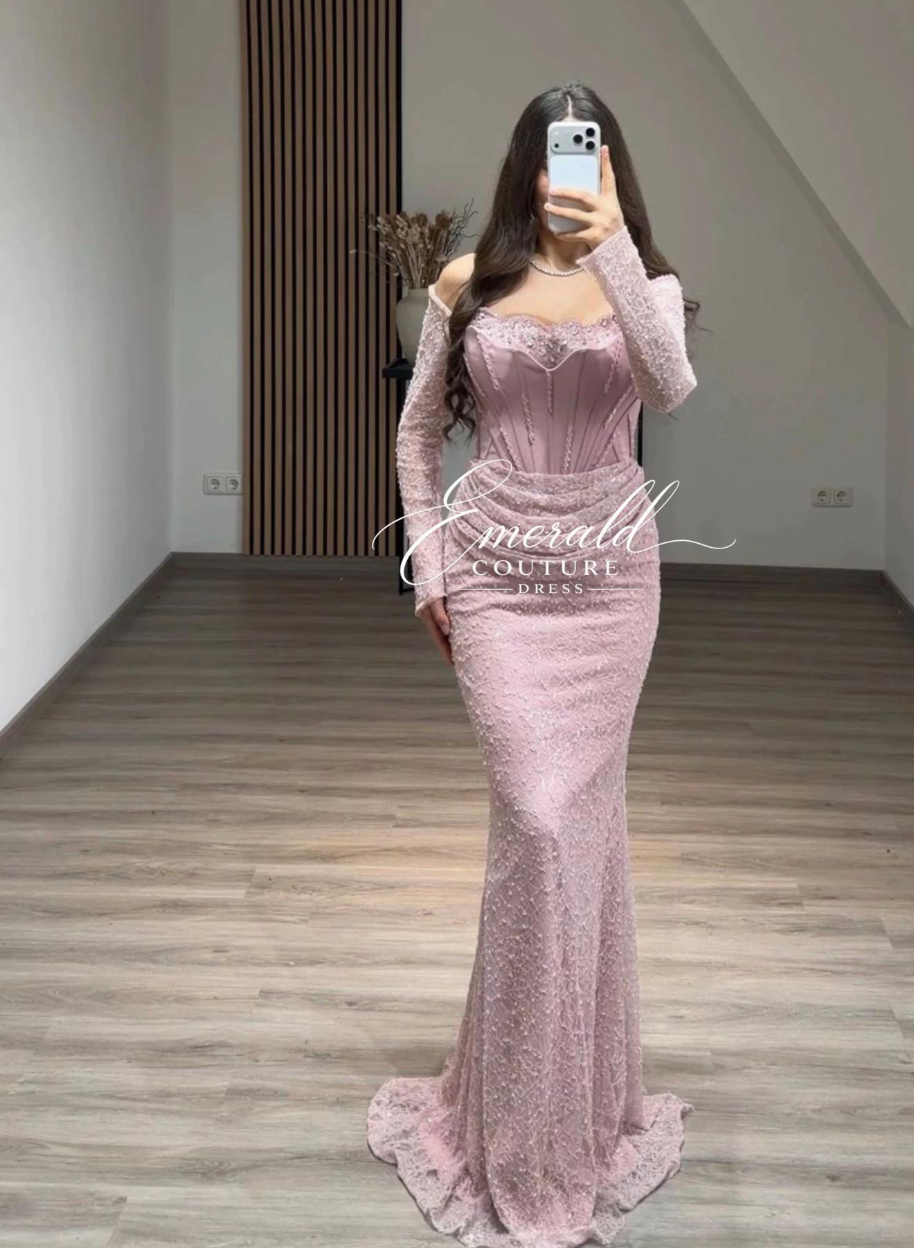 @Emerald Couture Dress Inc.