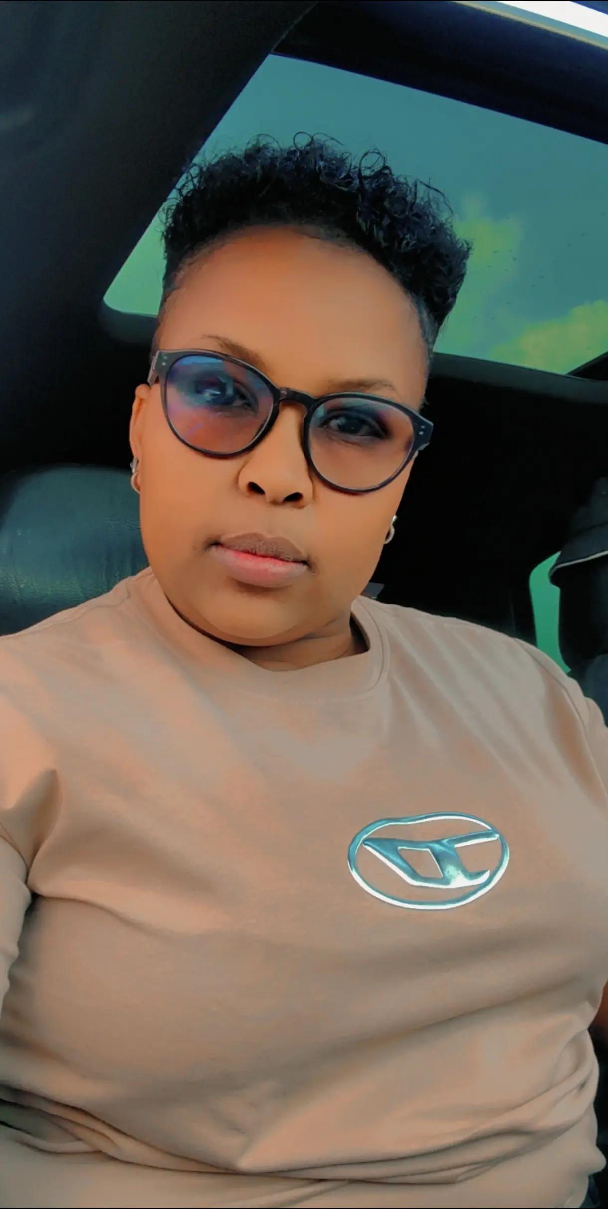@TeeTee8