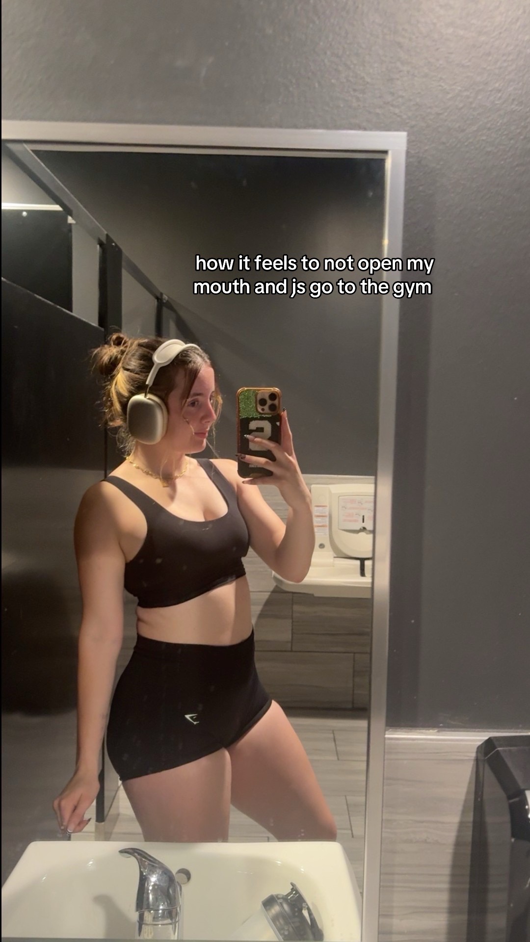 @oliviialifts