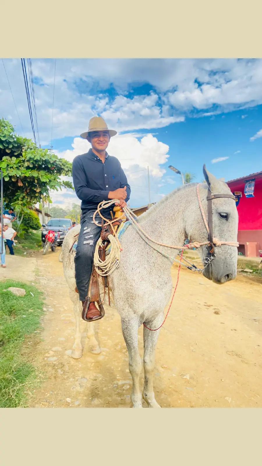 @Estuar🥰
