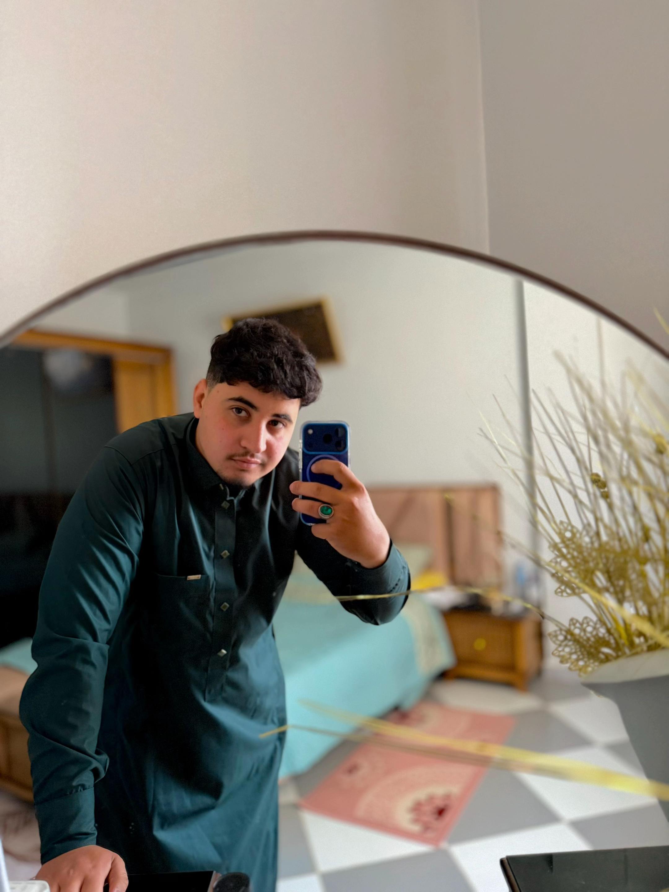 @Lê Prince 👑😎