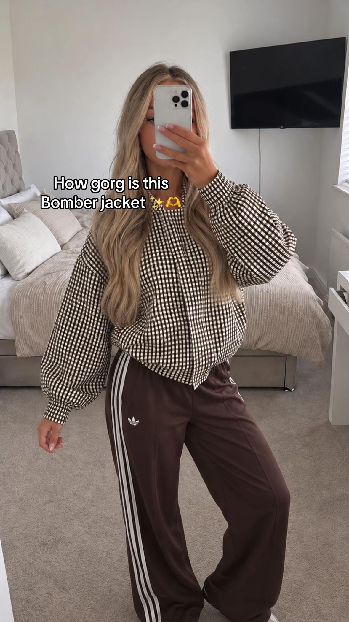 @ella.rosexoxo