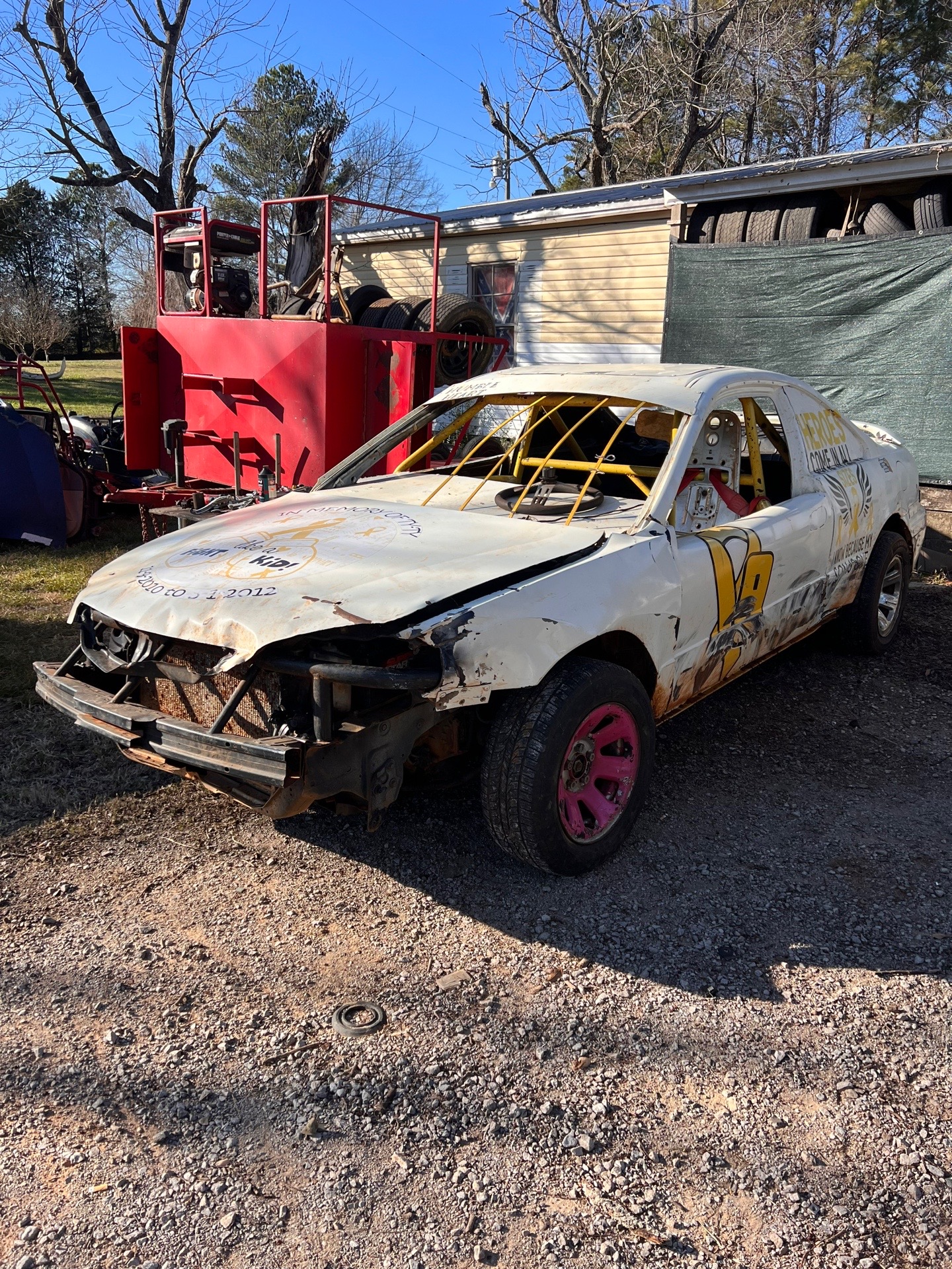 @WHITE LIGHTENING RACING