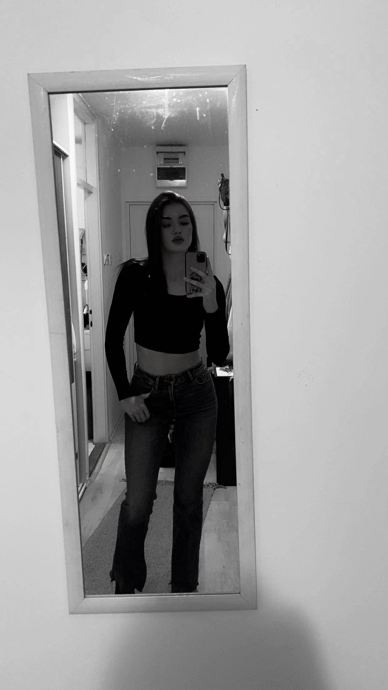@Mila👅