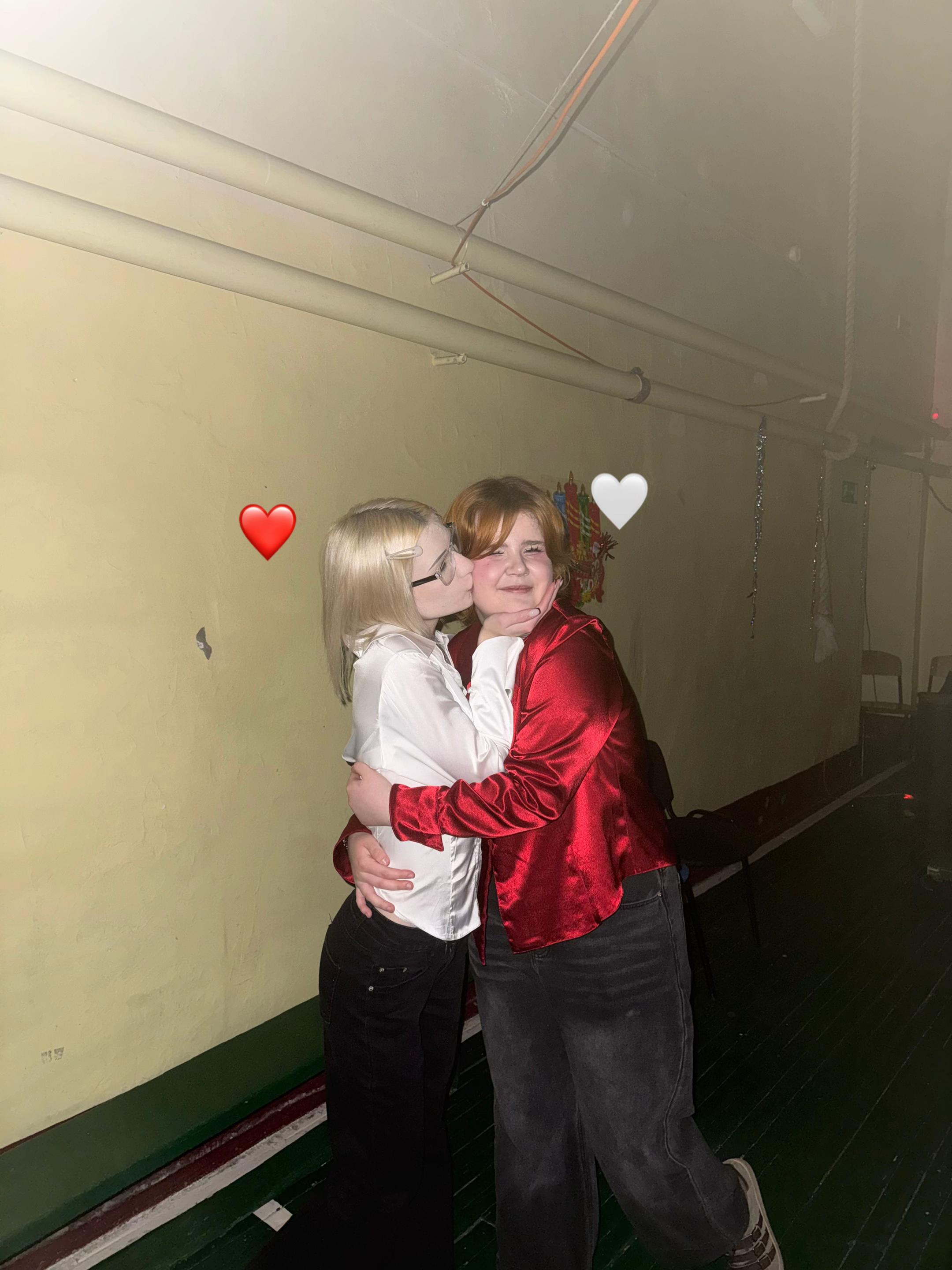 @ананасовые глаза