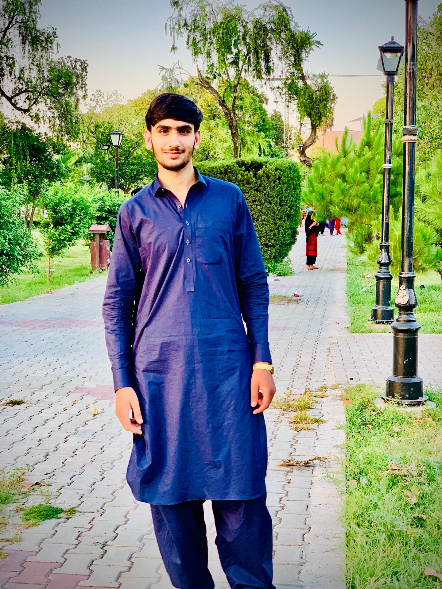 @SHAH G 1996💯🦅