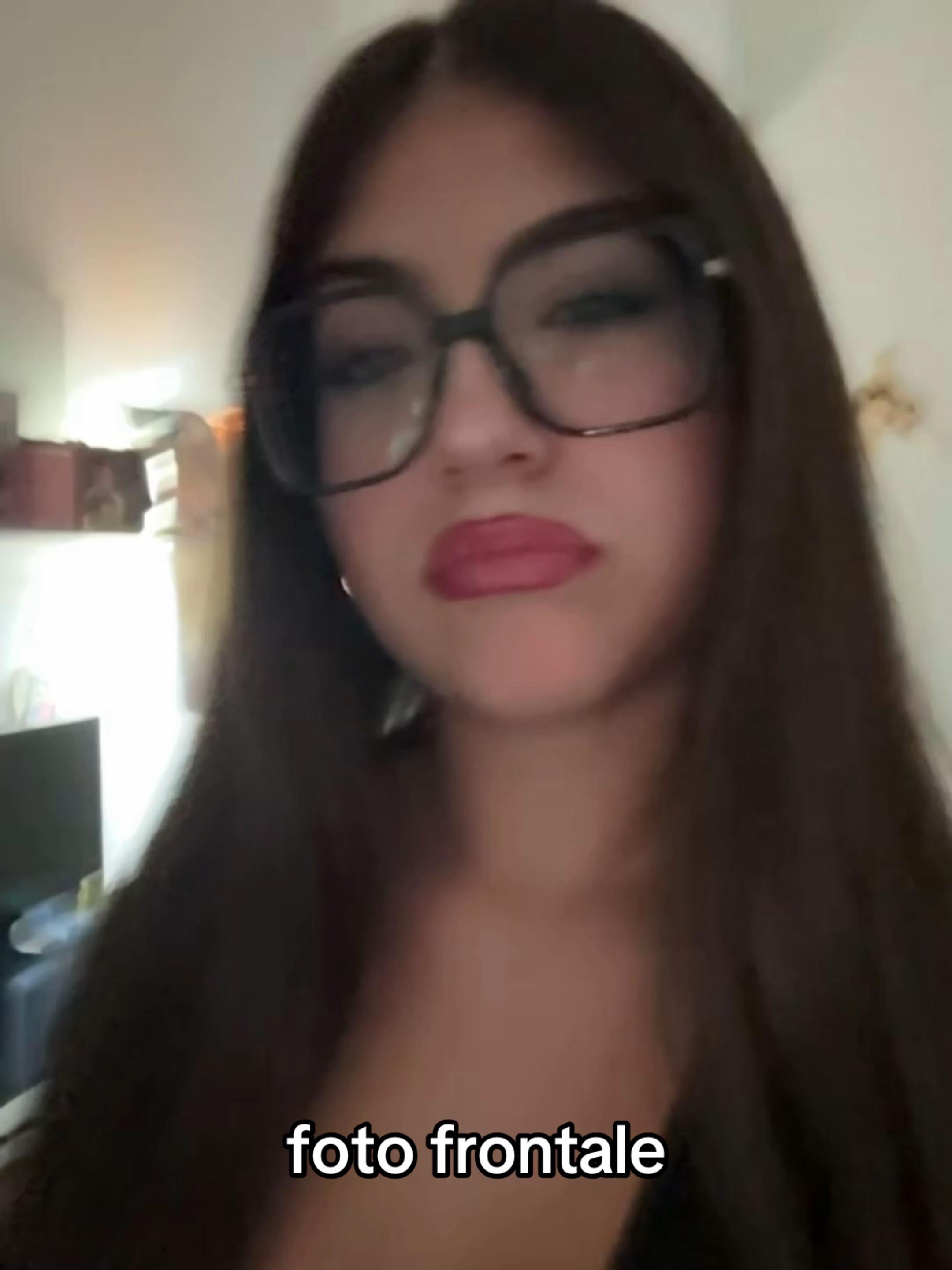 @👸🏻💋
