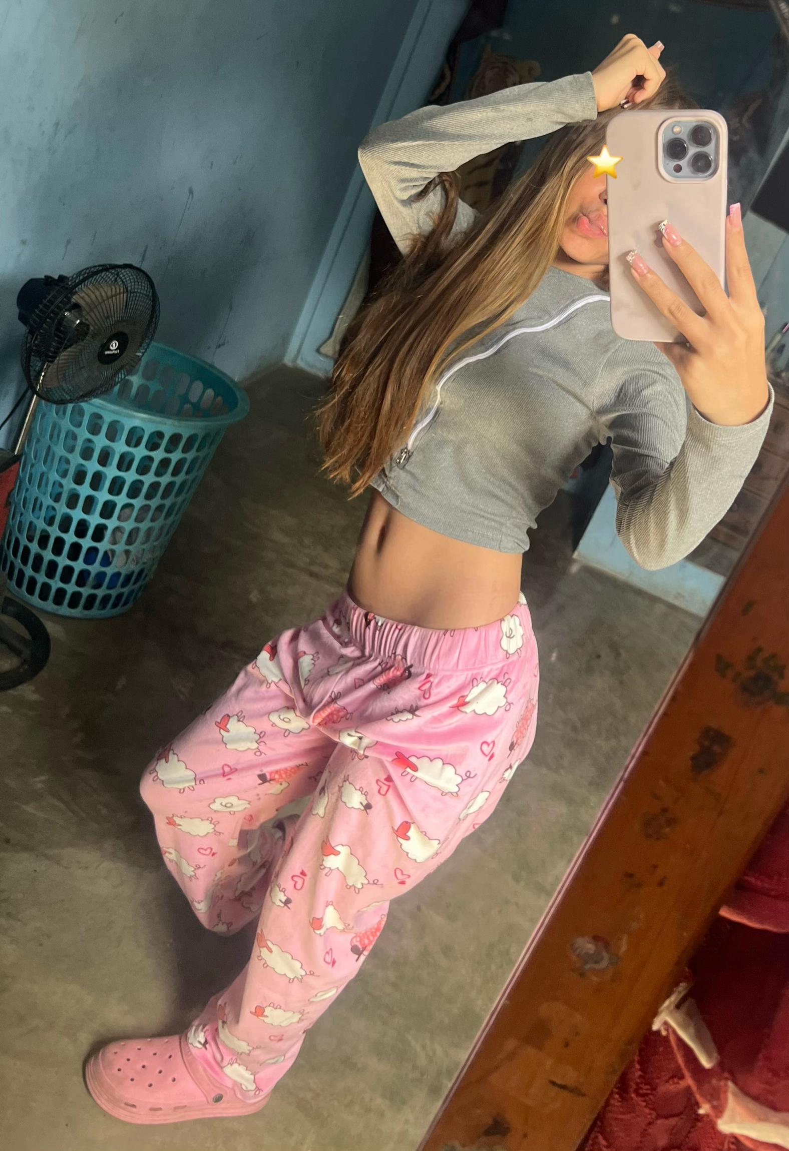 @Paola👑.
