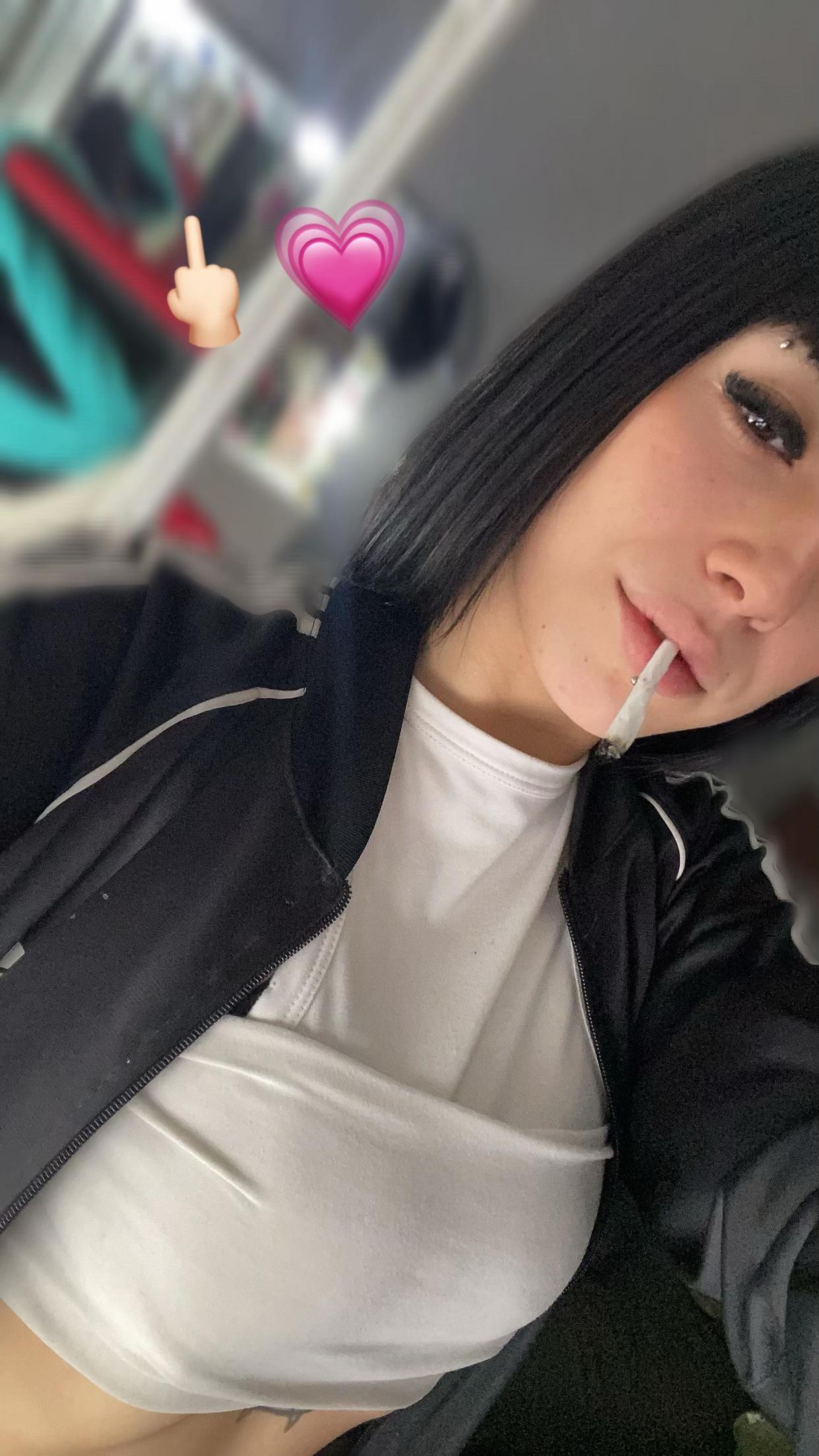 @amoraa