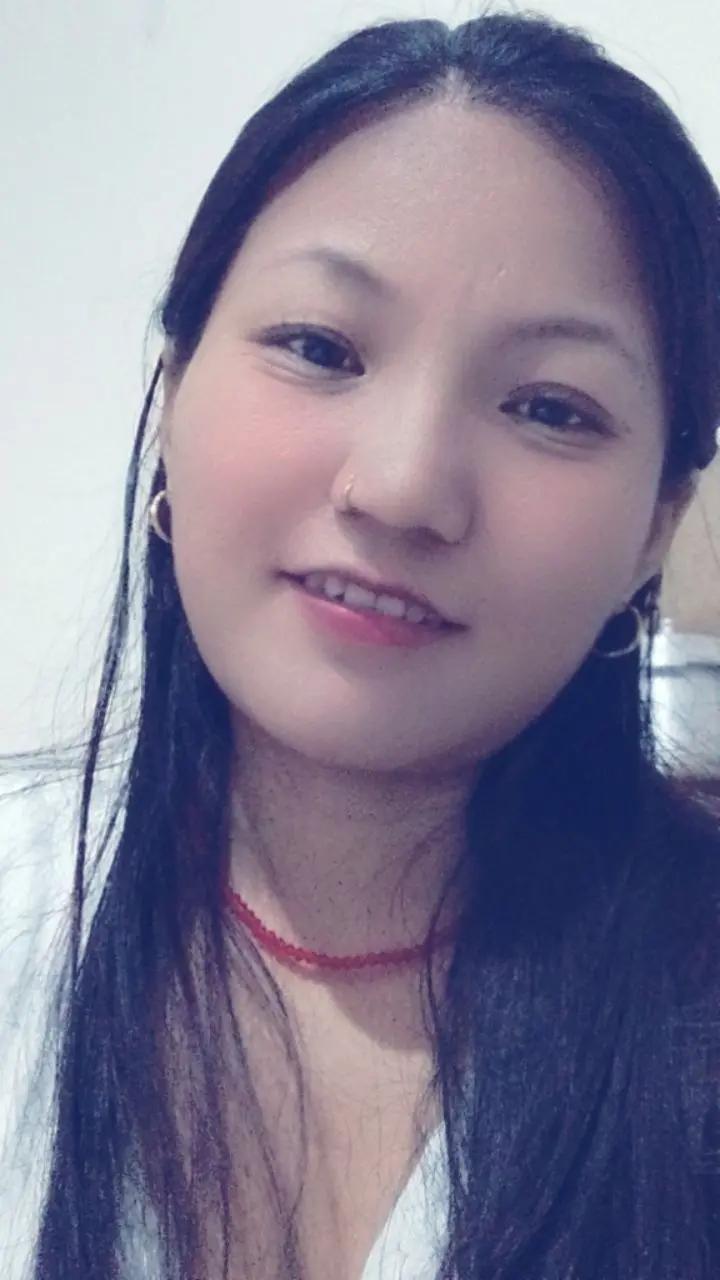 @dipika Magar✝️🛐