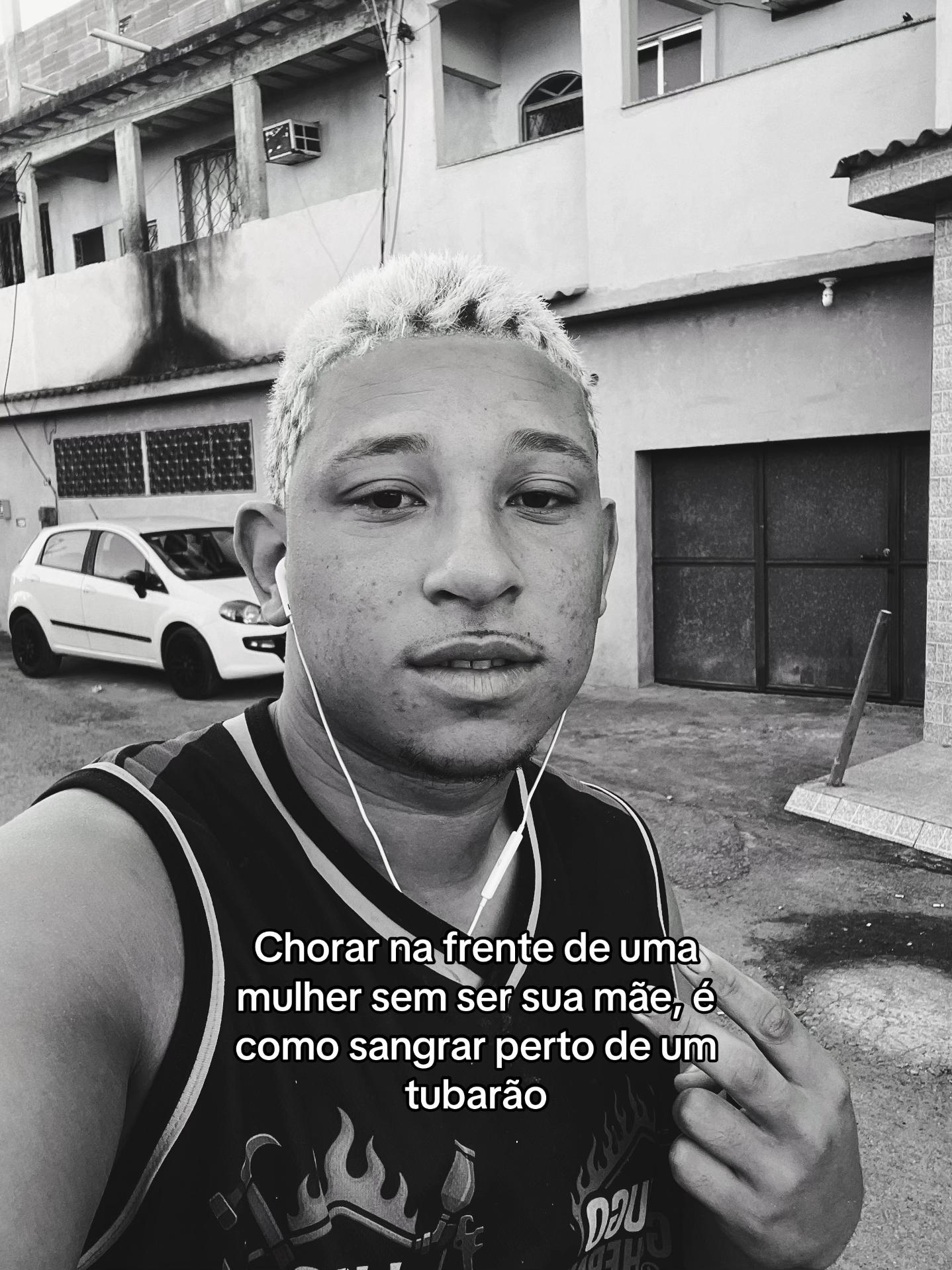 @🤴🏻