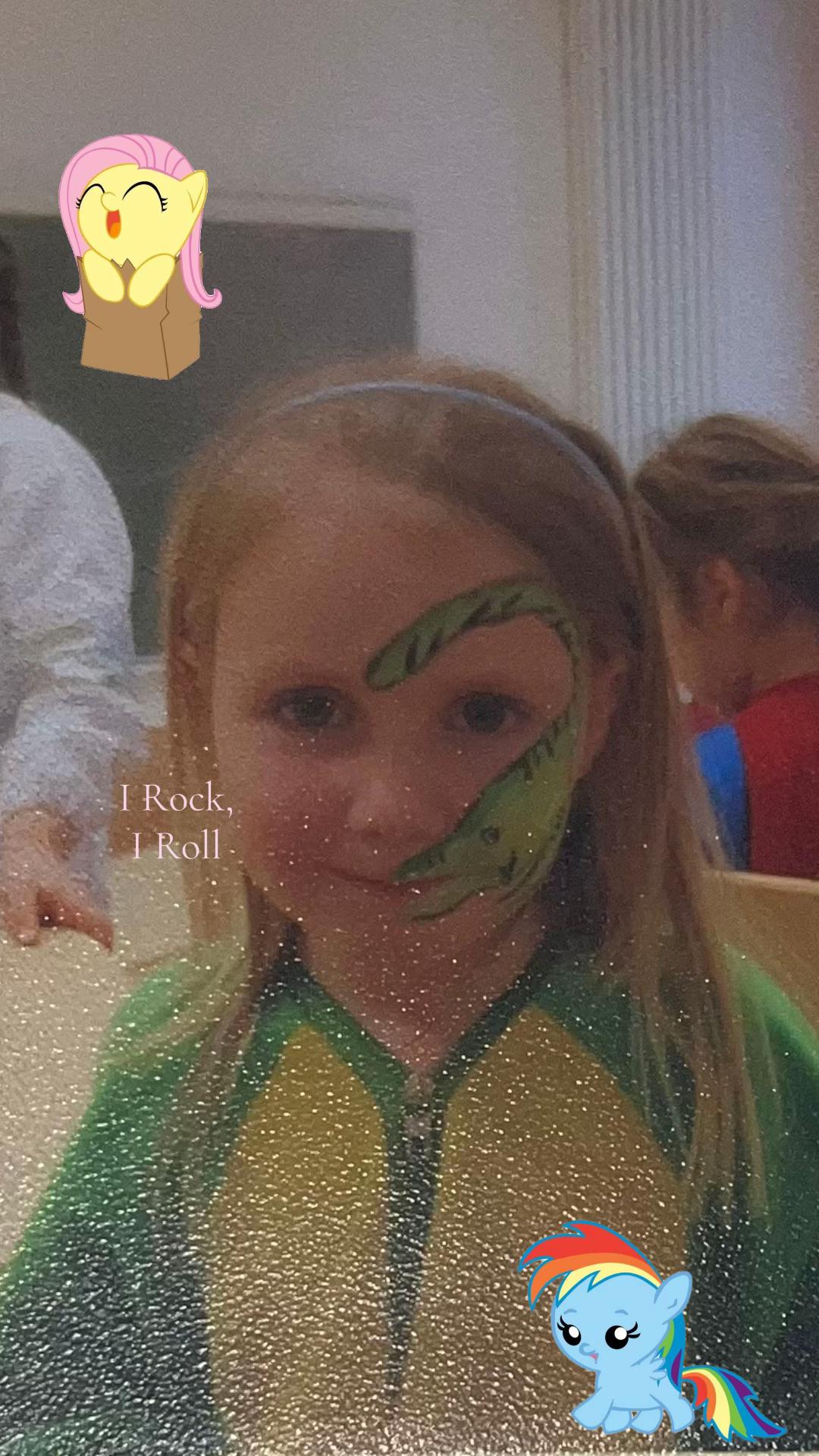 @🀥