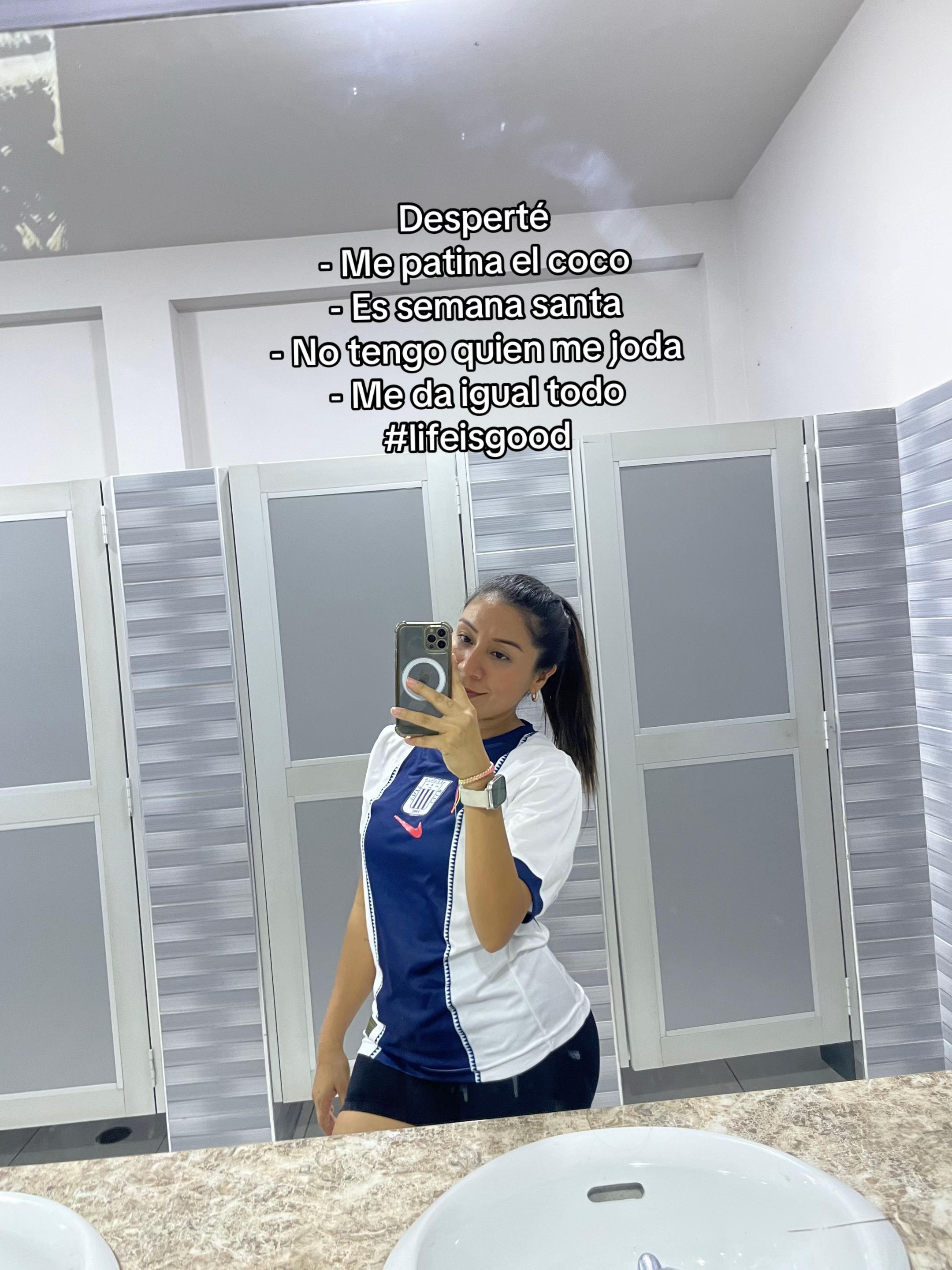 @🦋