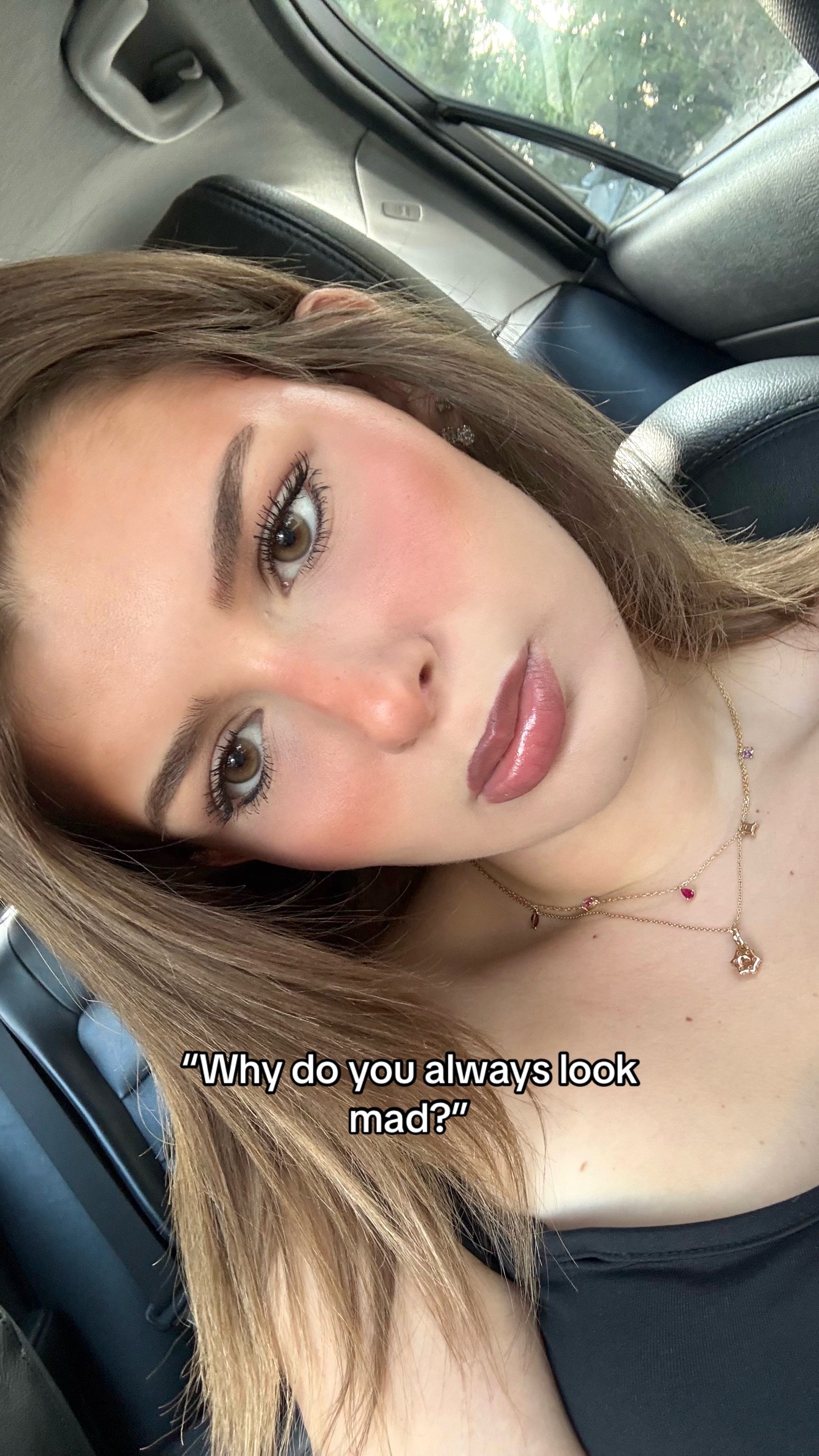 @🧜🏼♀️