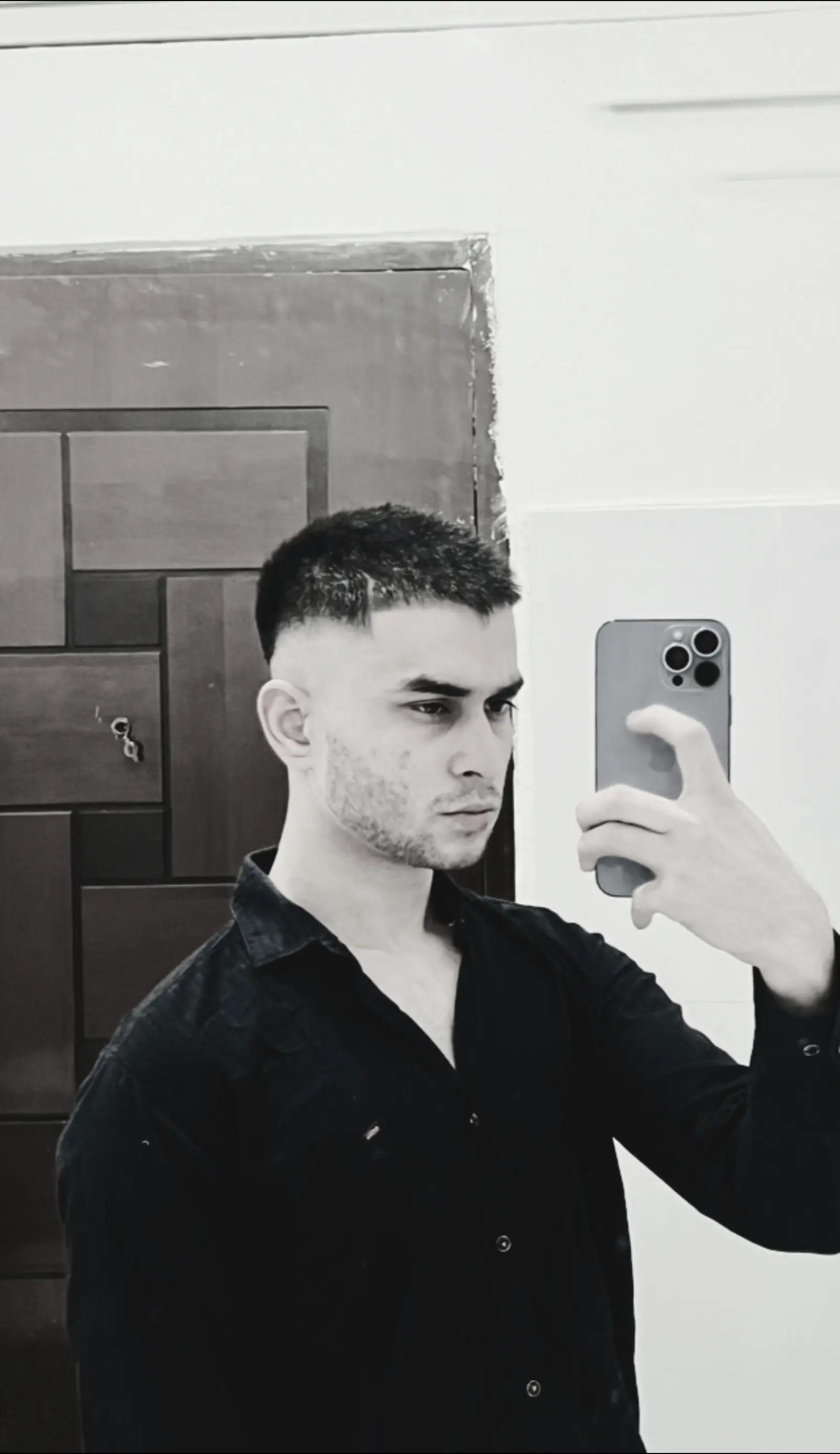 @𖤍 عــمــر Farooq 🤍