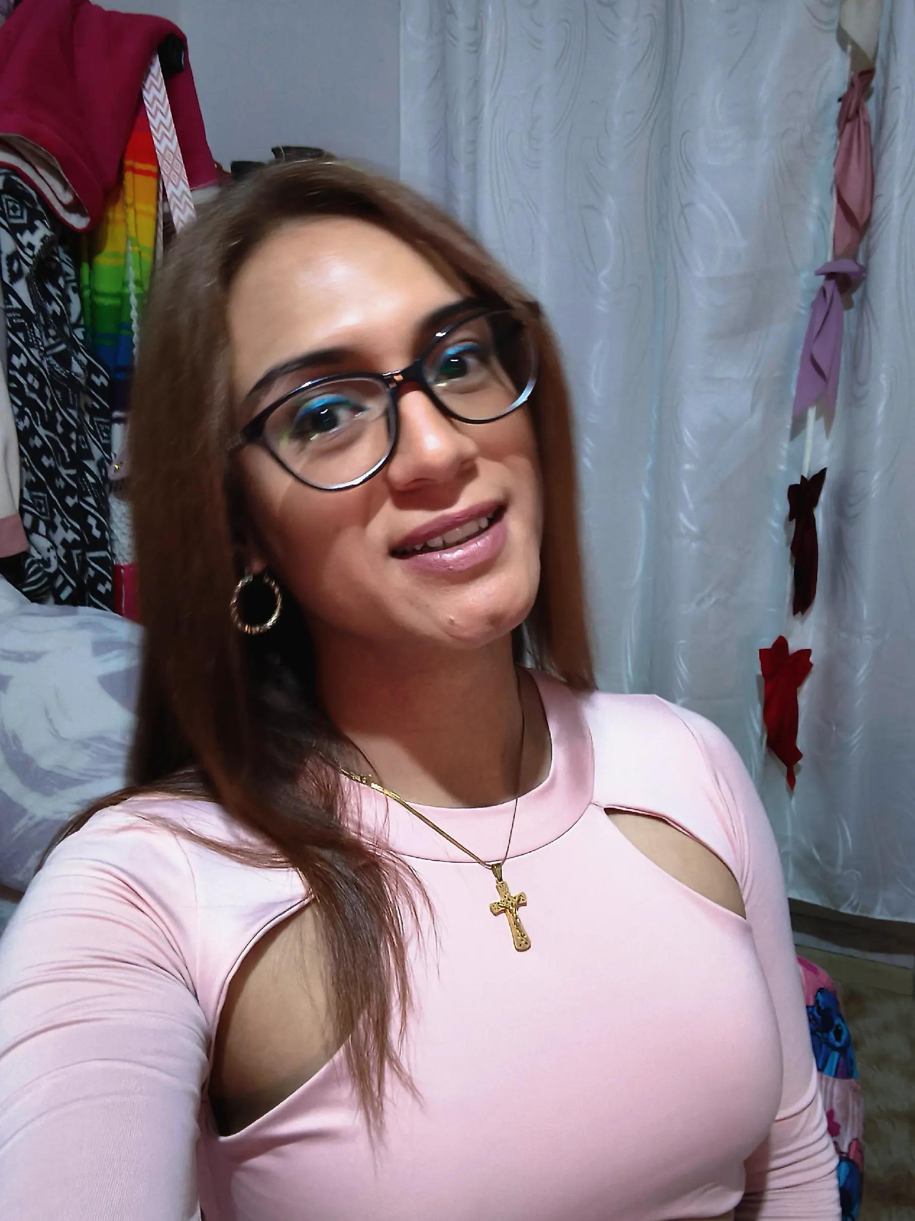 @lindasofialove