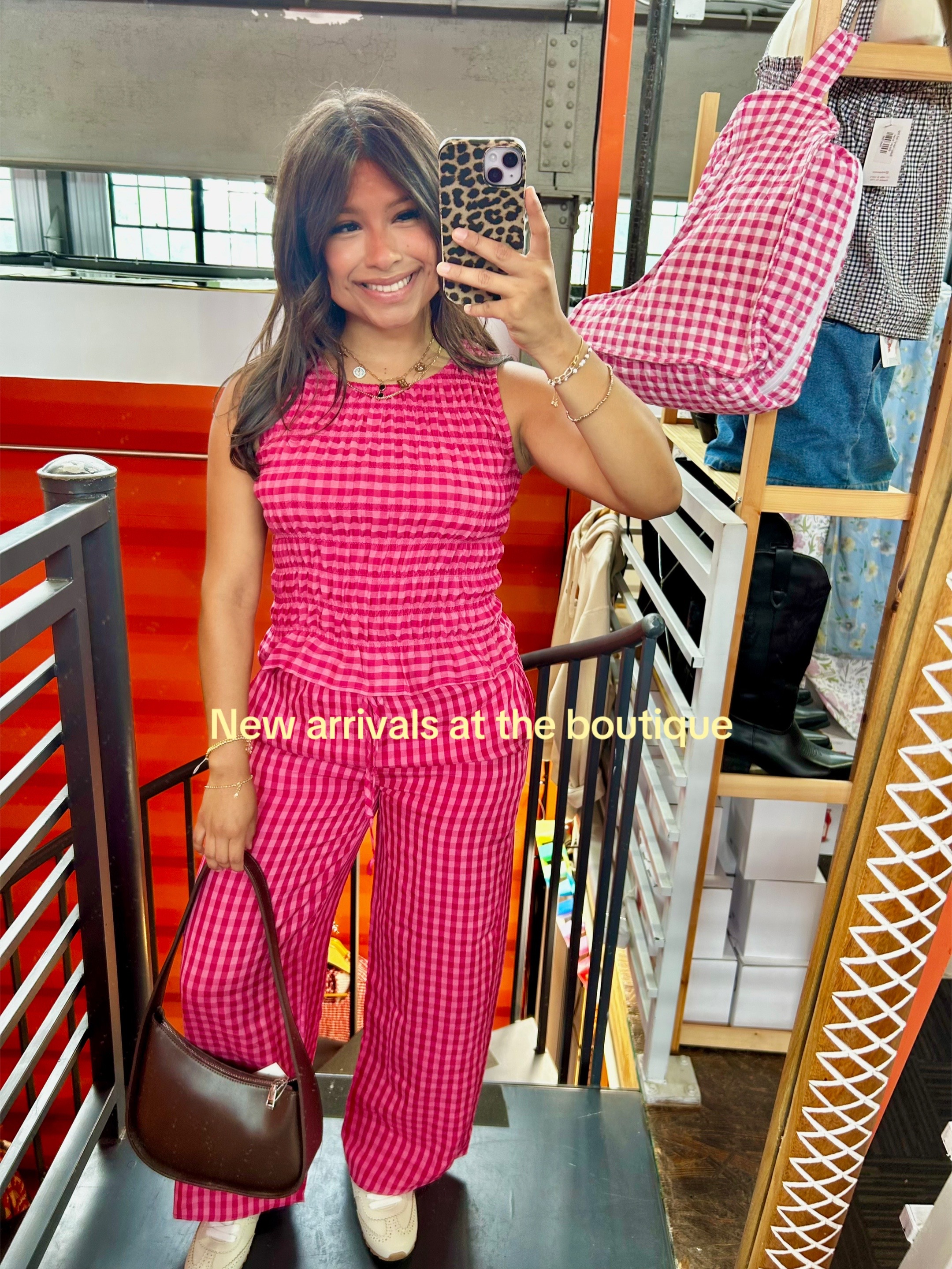 @OZZIRYS BOUTIQUE