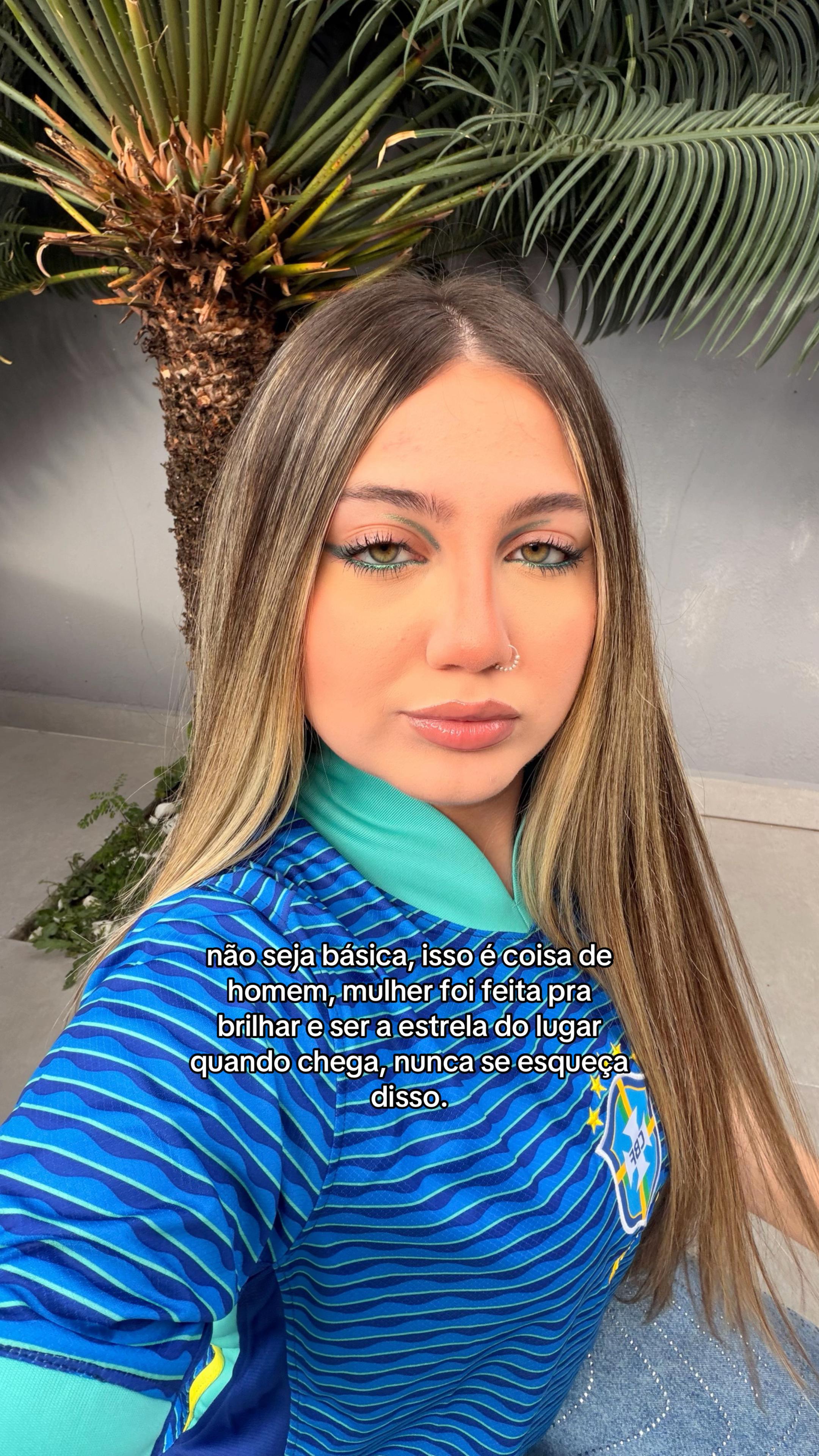 @loira ★