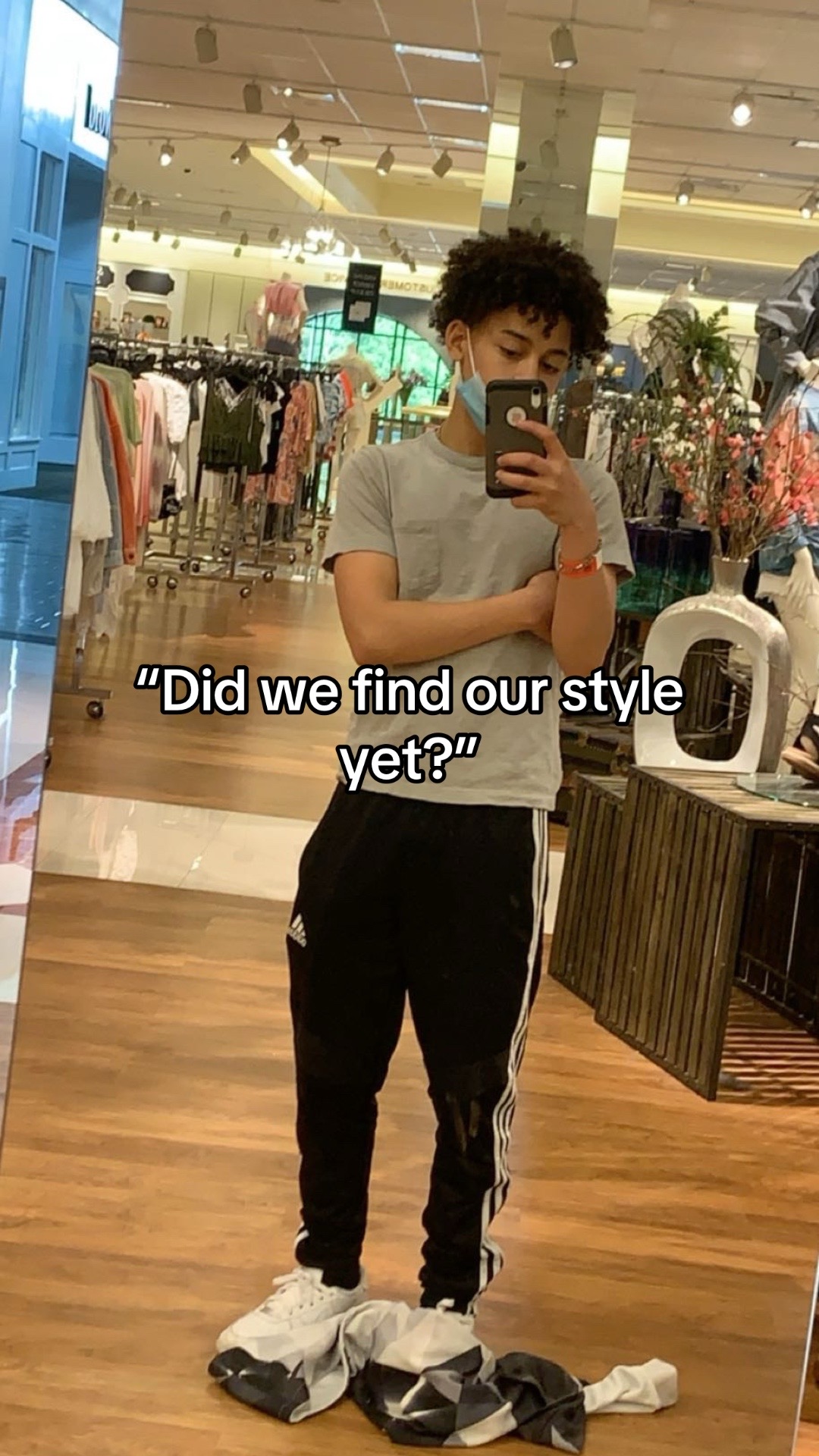 @ËŁÏ
