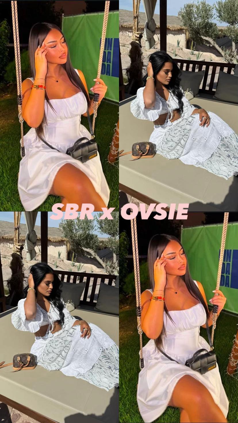 @𝒲