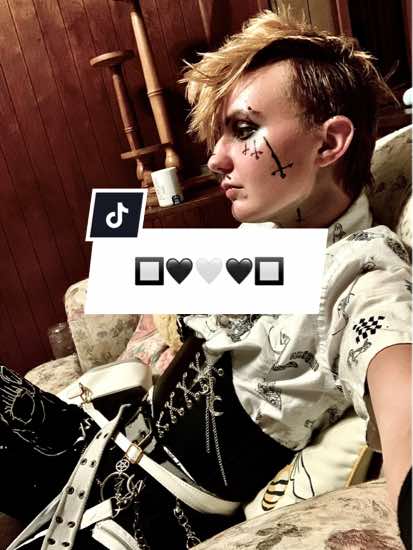 @φմղҟҍօվ⊘⊘⊘