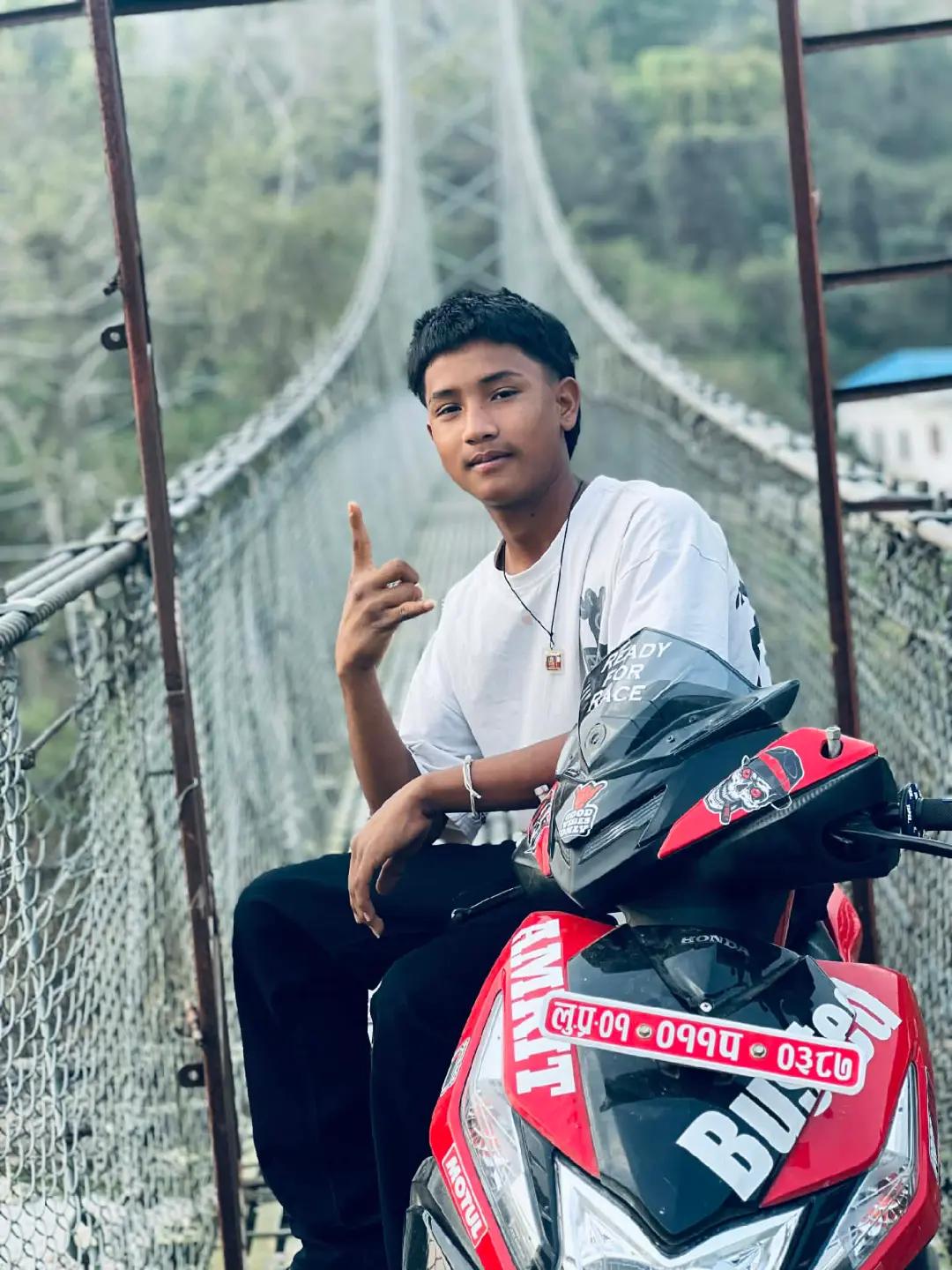 @Alex jong thakuri❤️
